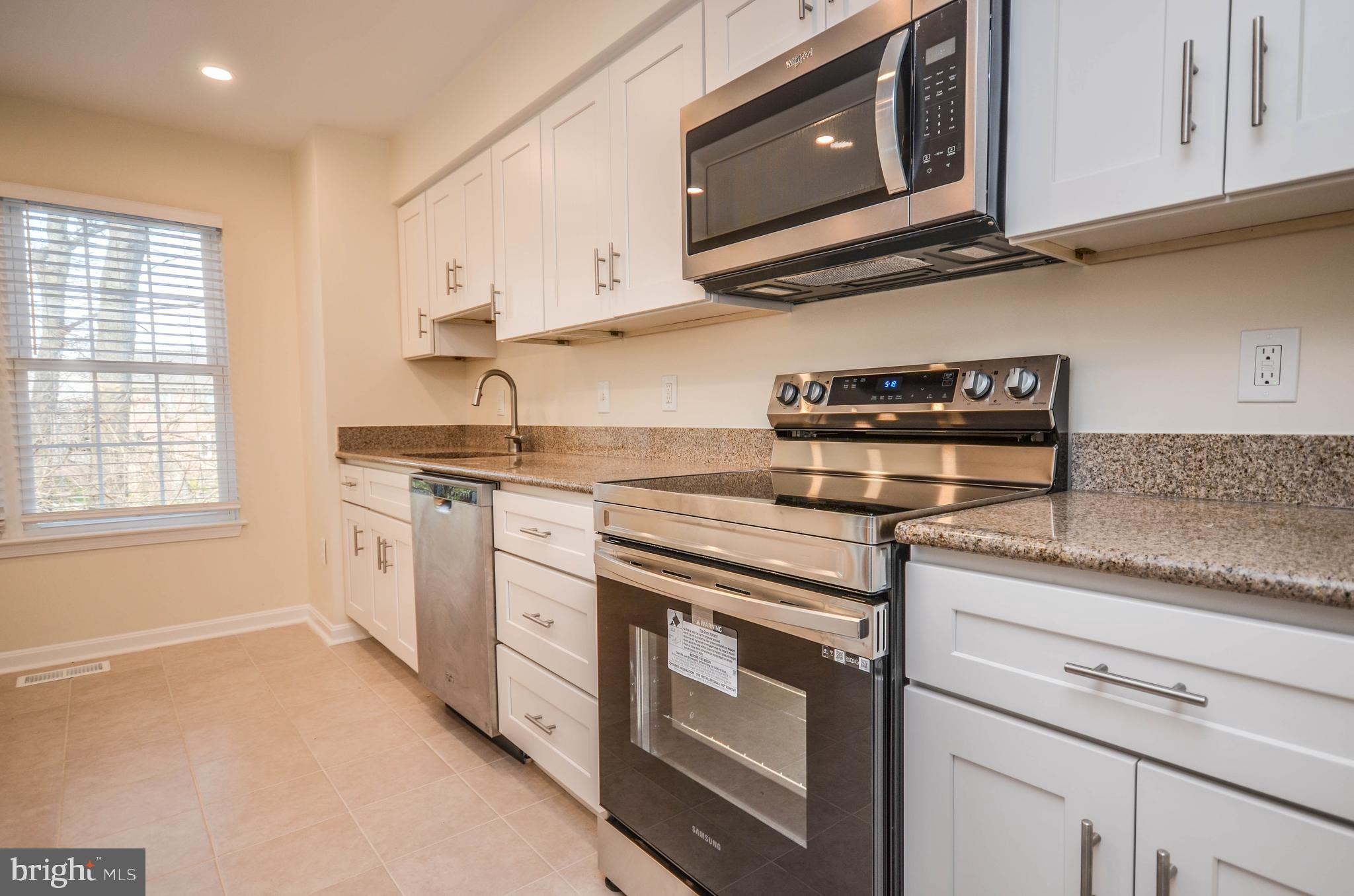 FOREST ESTATES - Residential Lease