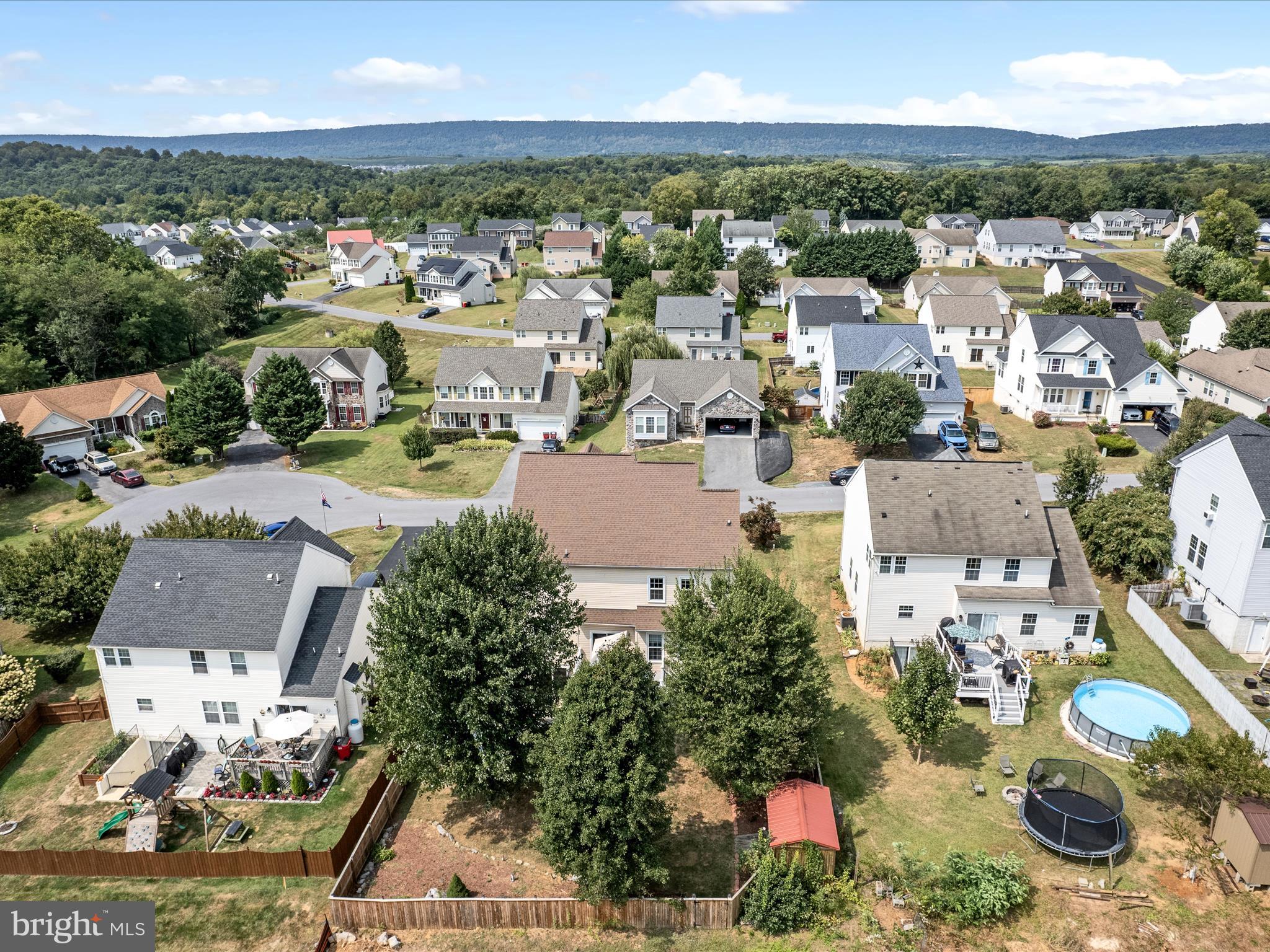 BENTWOOD ESTATES - Residential