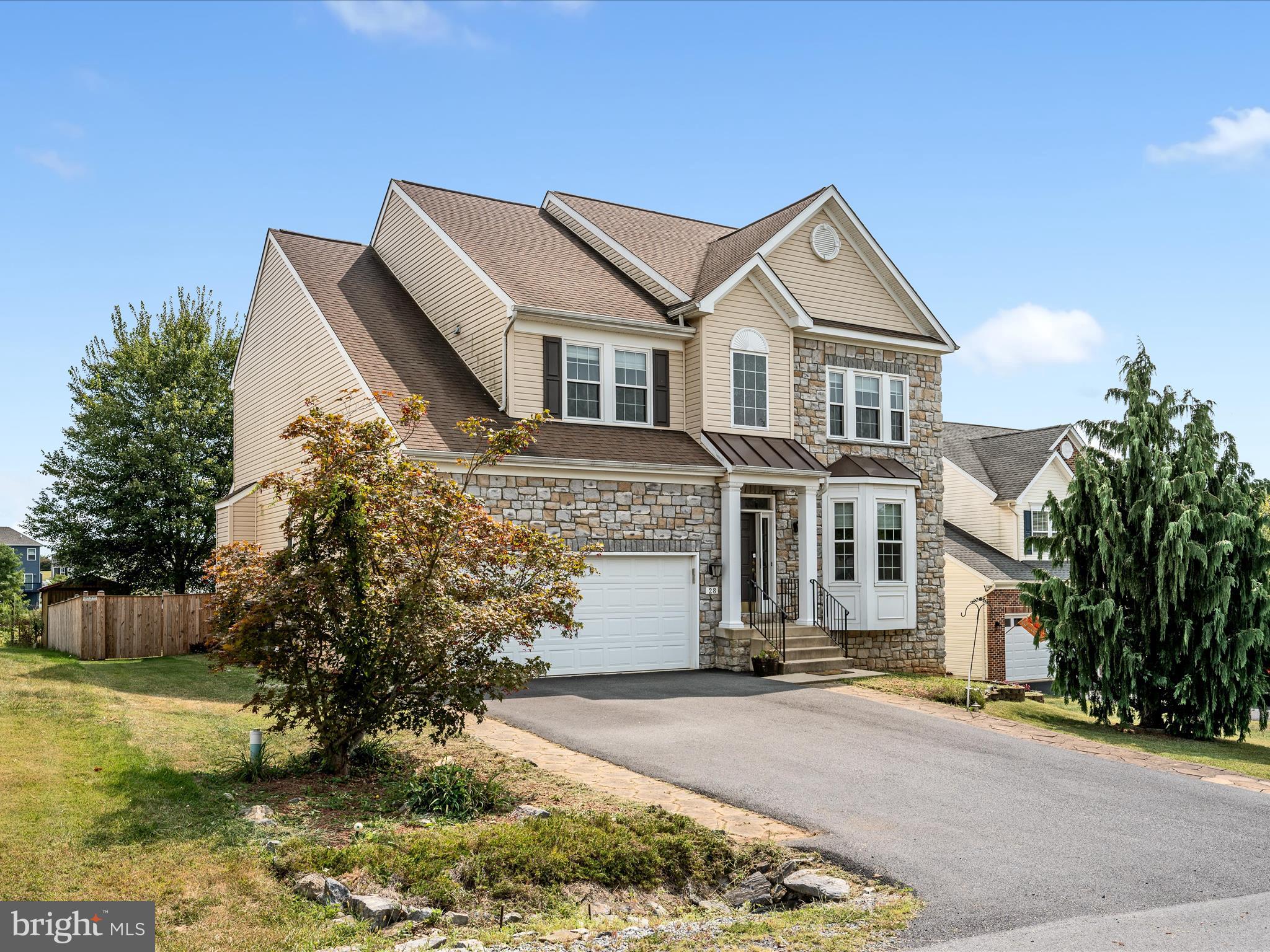 BENTWOOD ESTATES - Residential