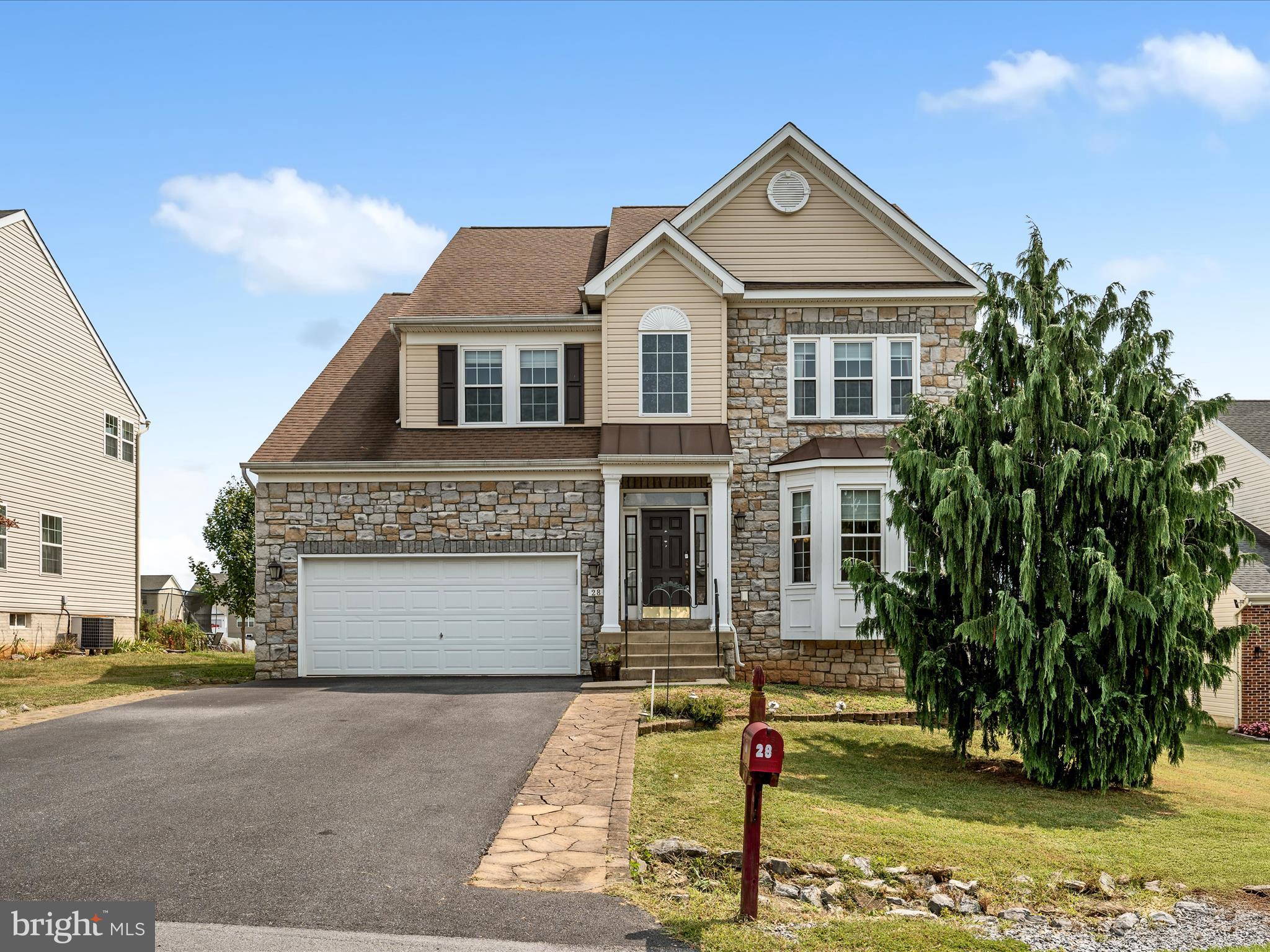 BENTWOOD ESTATES - Residential