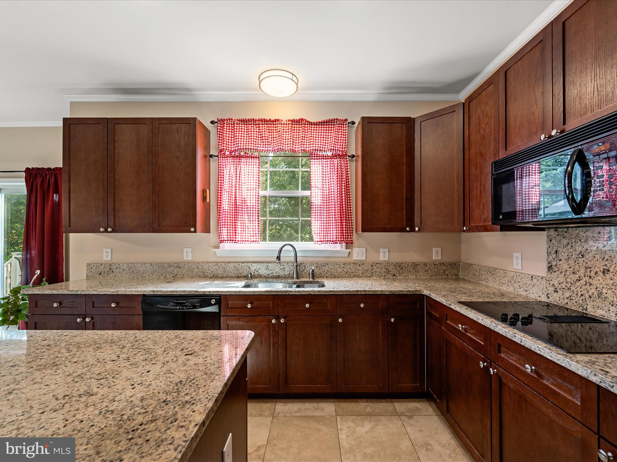 BENTWOOD ESTATES - Residential