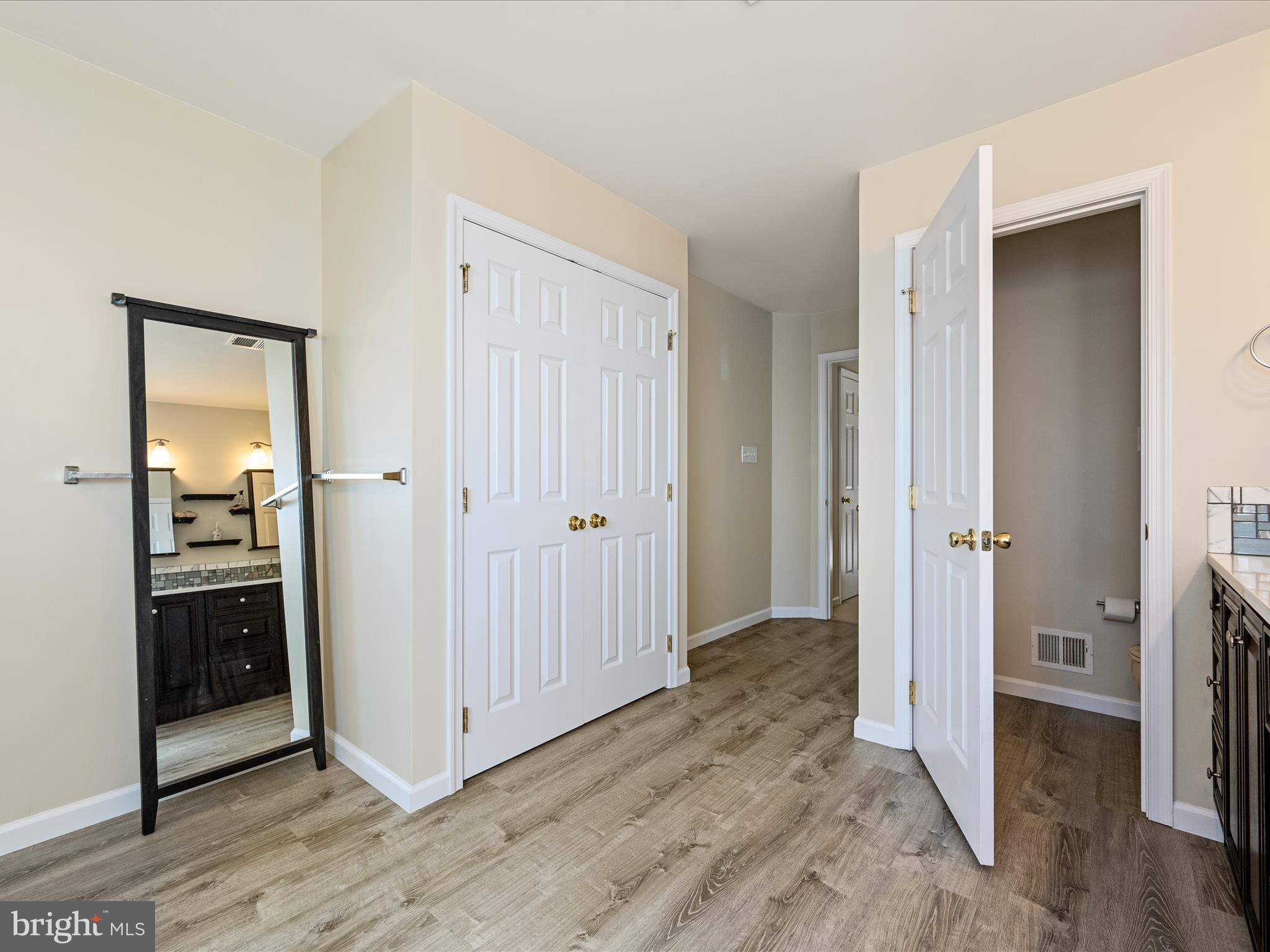 BENTWOOD ESTATES - Residential