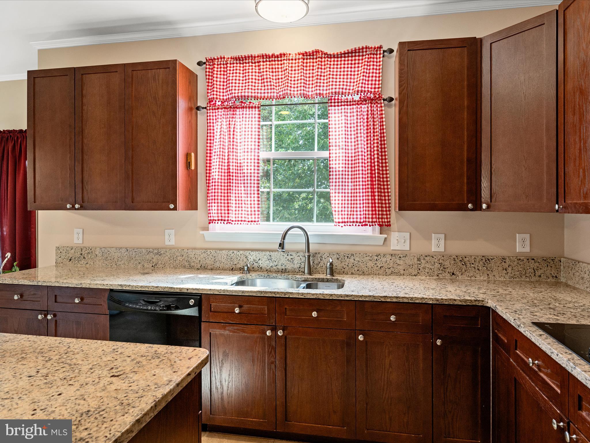 BENTWOOD ESTATES - Residential