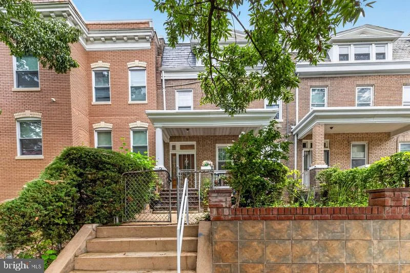 4327 Iowa Avenue NW, Washington, DC, 20011