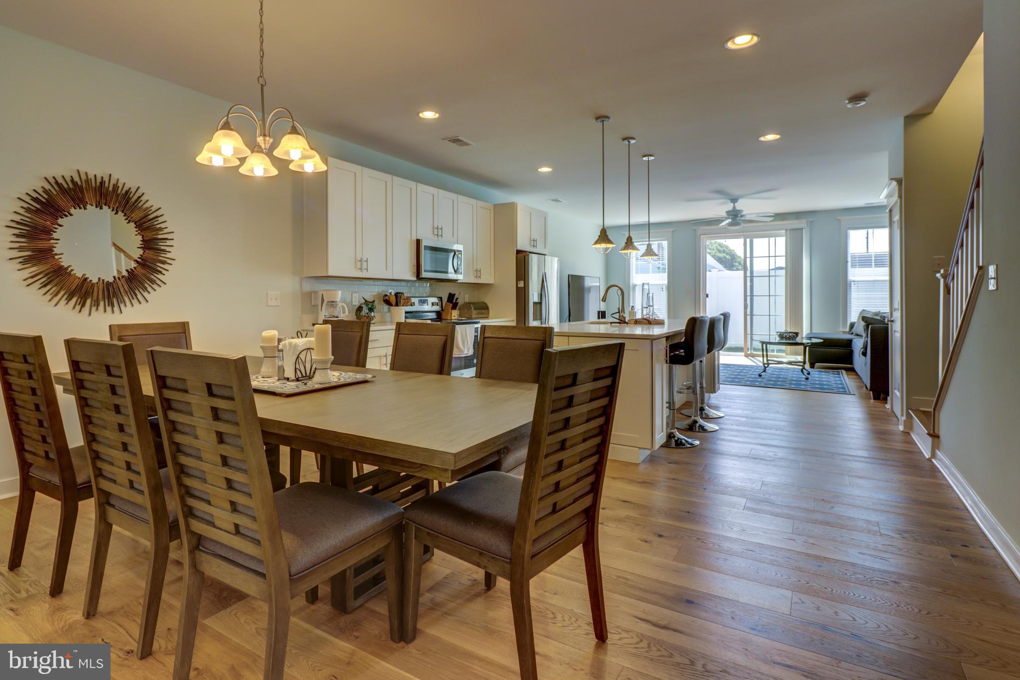 29805 STRIPER HARBOR C3