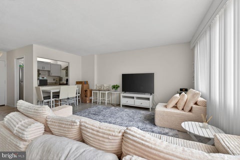 Condo For Sale - 5500 Friendship Boulevard #2401N<br/> CHEVY CHASE, MD 20815