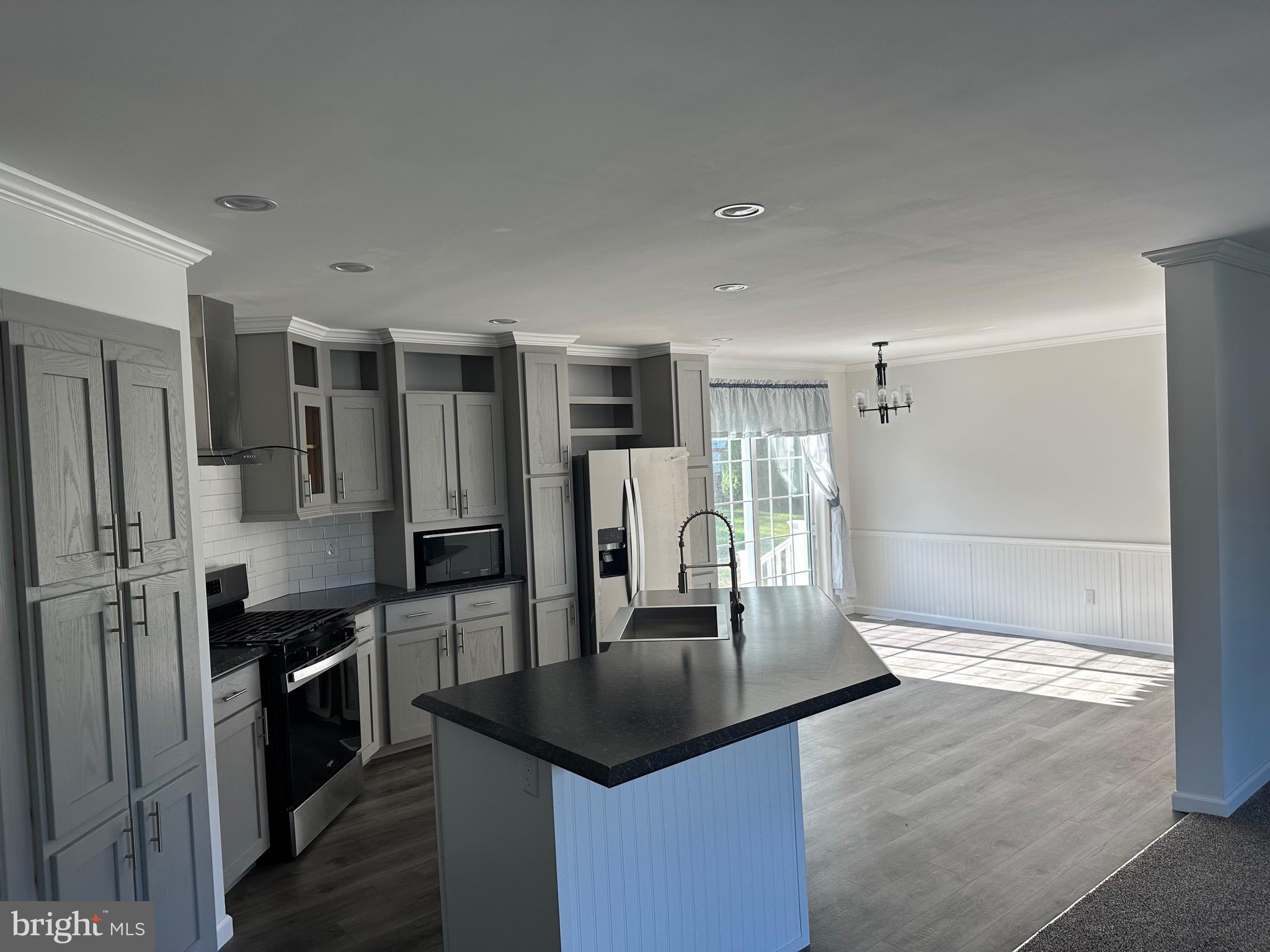 MELODYLAKESCNTRYCLUB - Residential