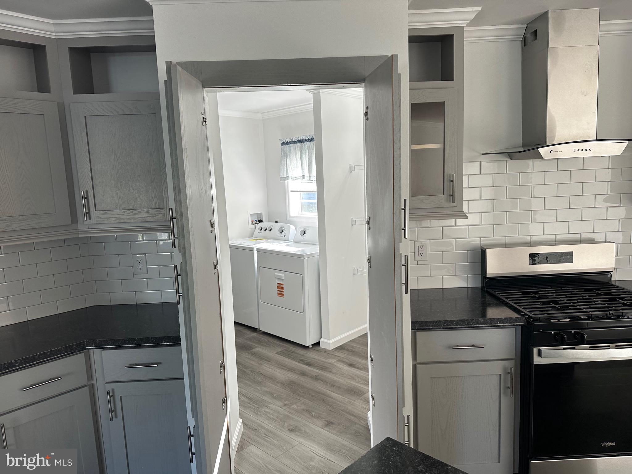 MELODYLAKESCNTRYCLUB - Residential