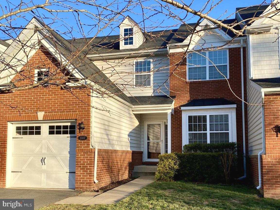 DOMINION VALLEY COUNTRY CLUB - Residential Lease