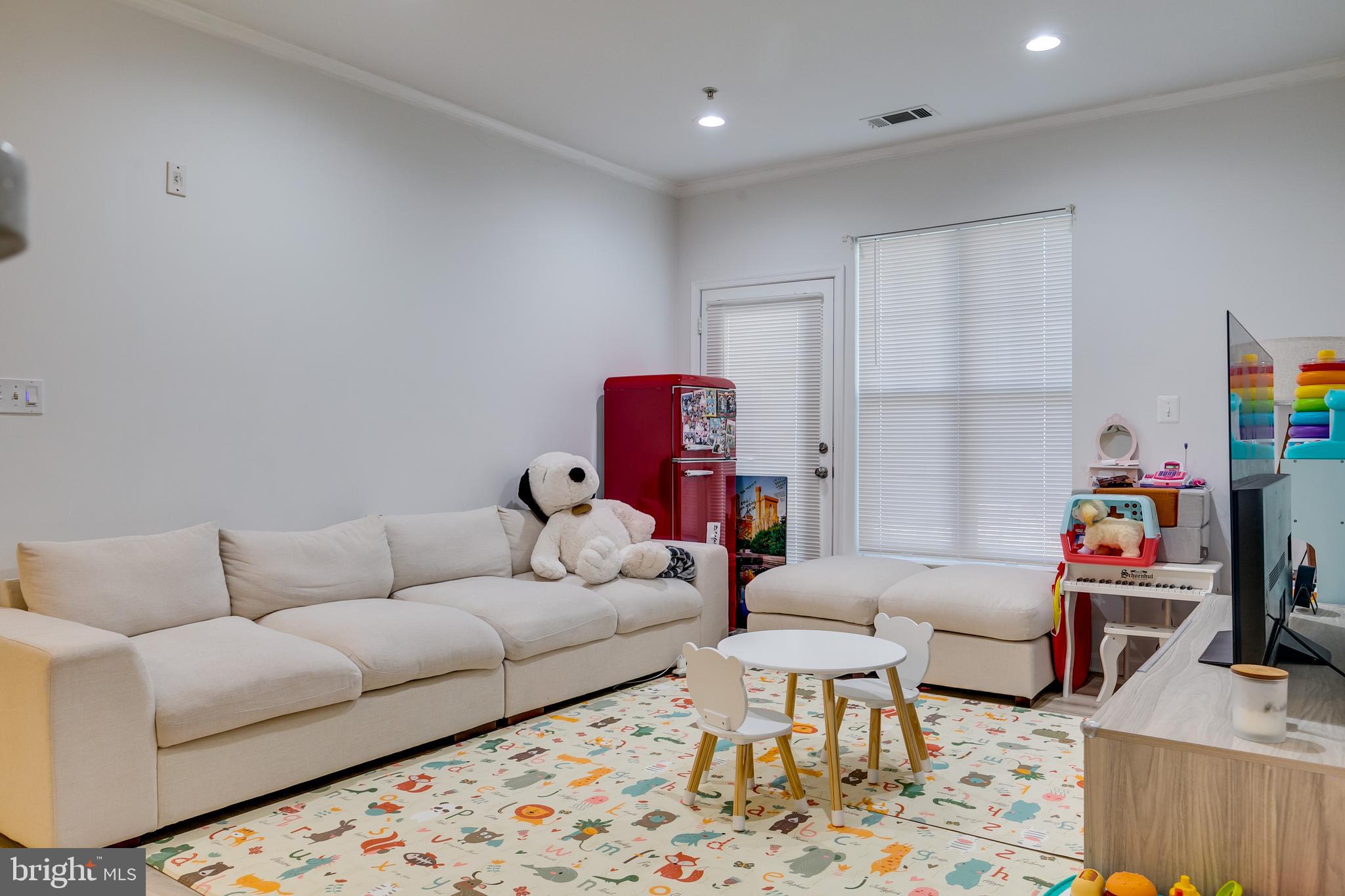 5124 BRITTNEY ELYSE CIRCLE C C