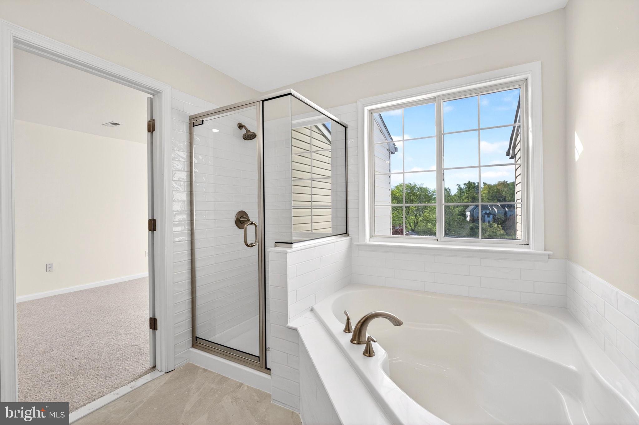 WINTERS RUN MANOR - Residential