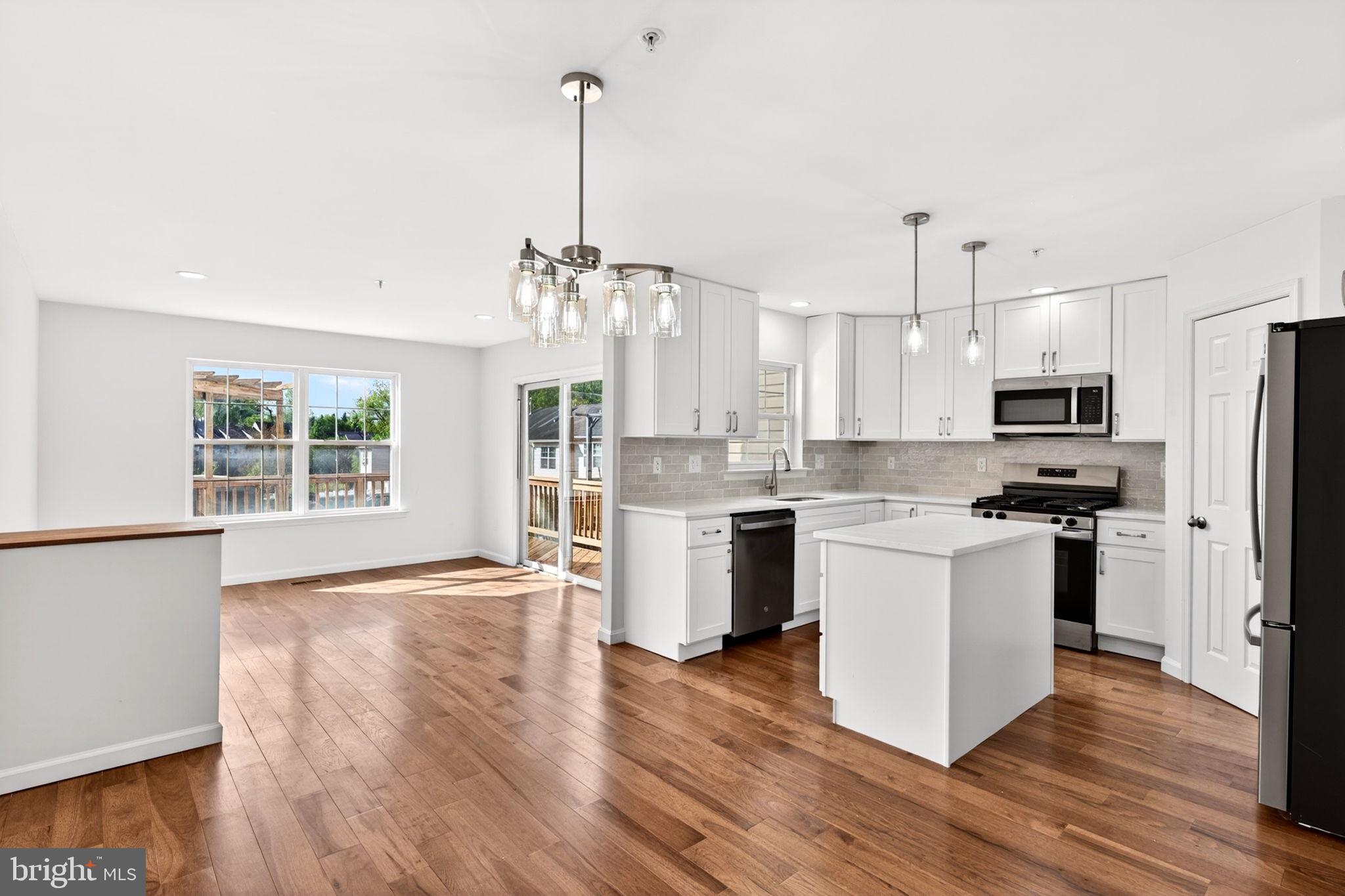 WINTERS RUN MANOR - Residential