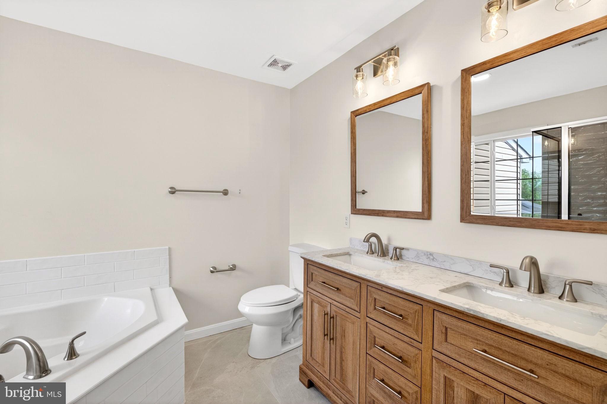 WINTERS RUN MANOR - Residential