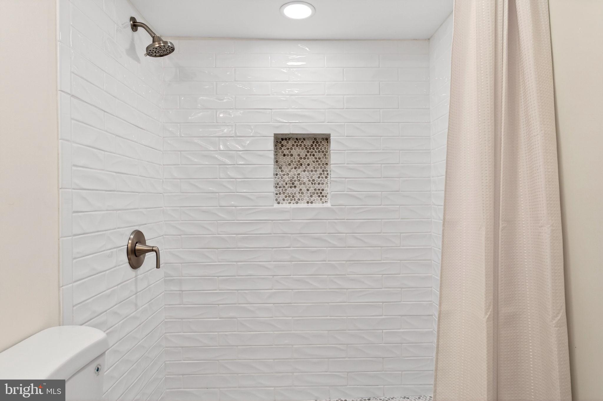 WINTERS RUN MANOR - Residential