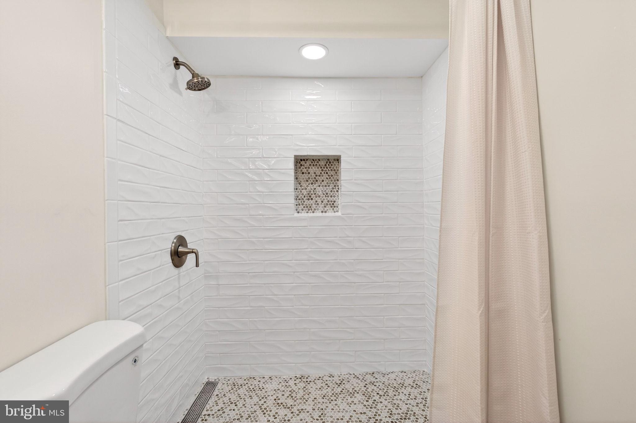 WINTERS RUN MANOR - Residential