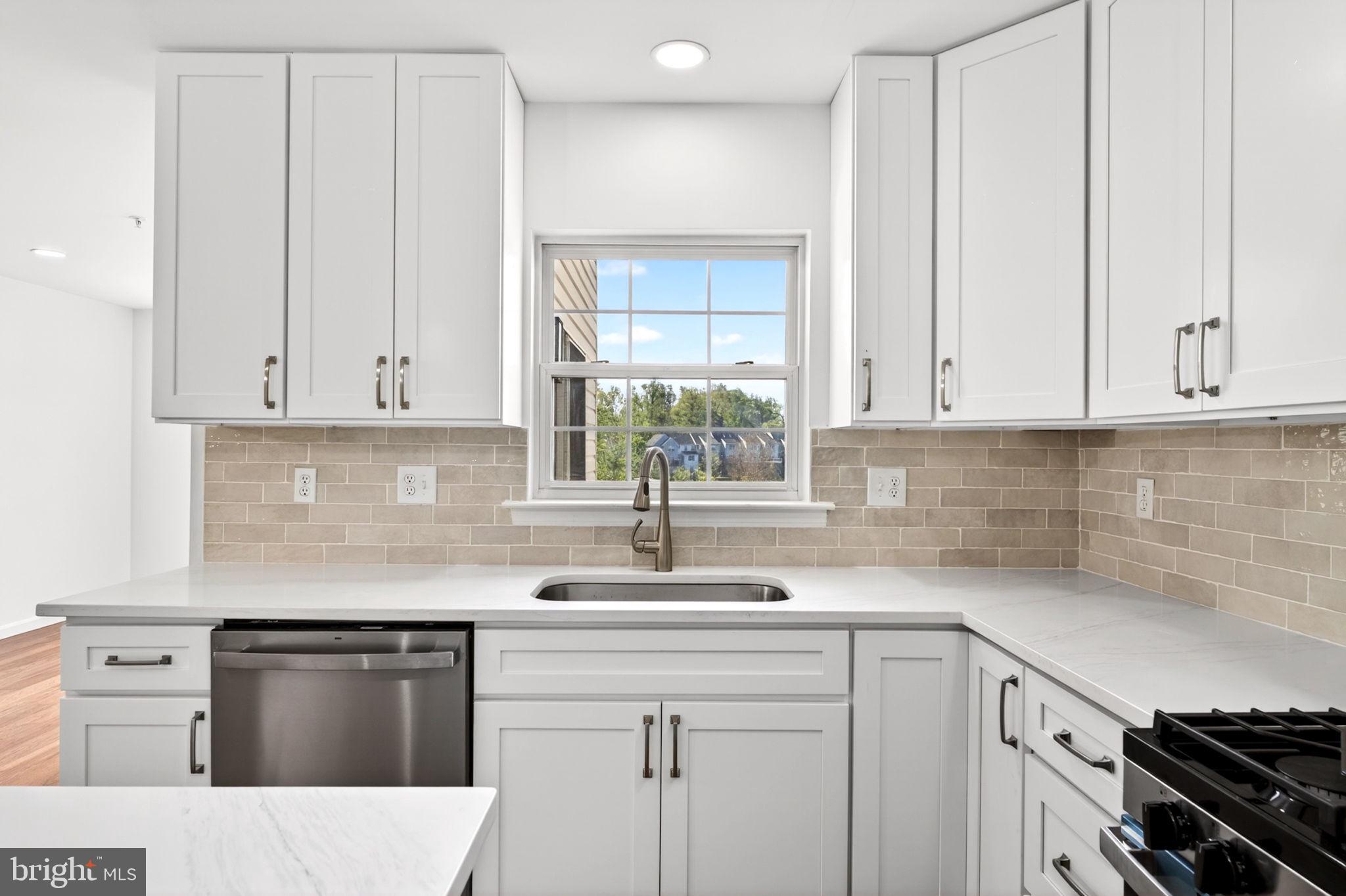 WINTERS RUN MANOR - Residential