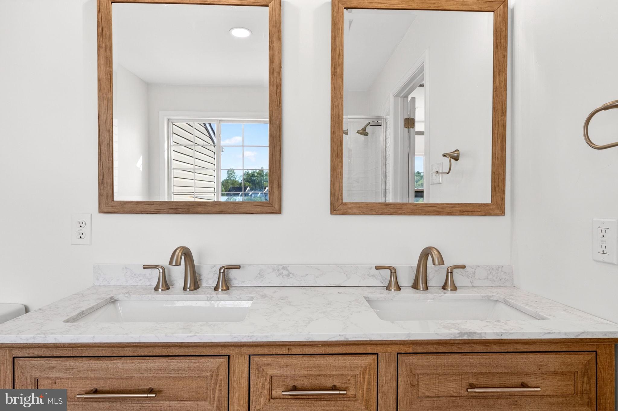 WINTERS RUN MANOR - Residential