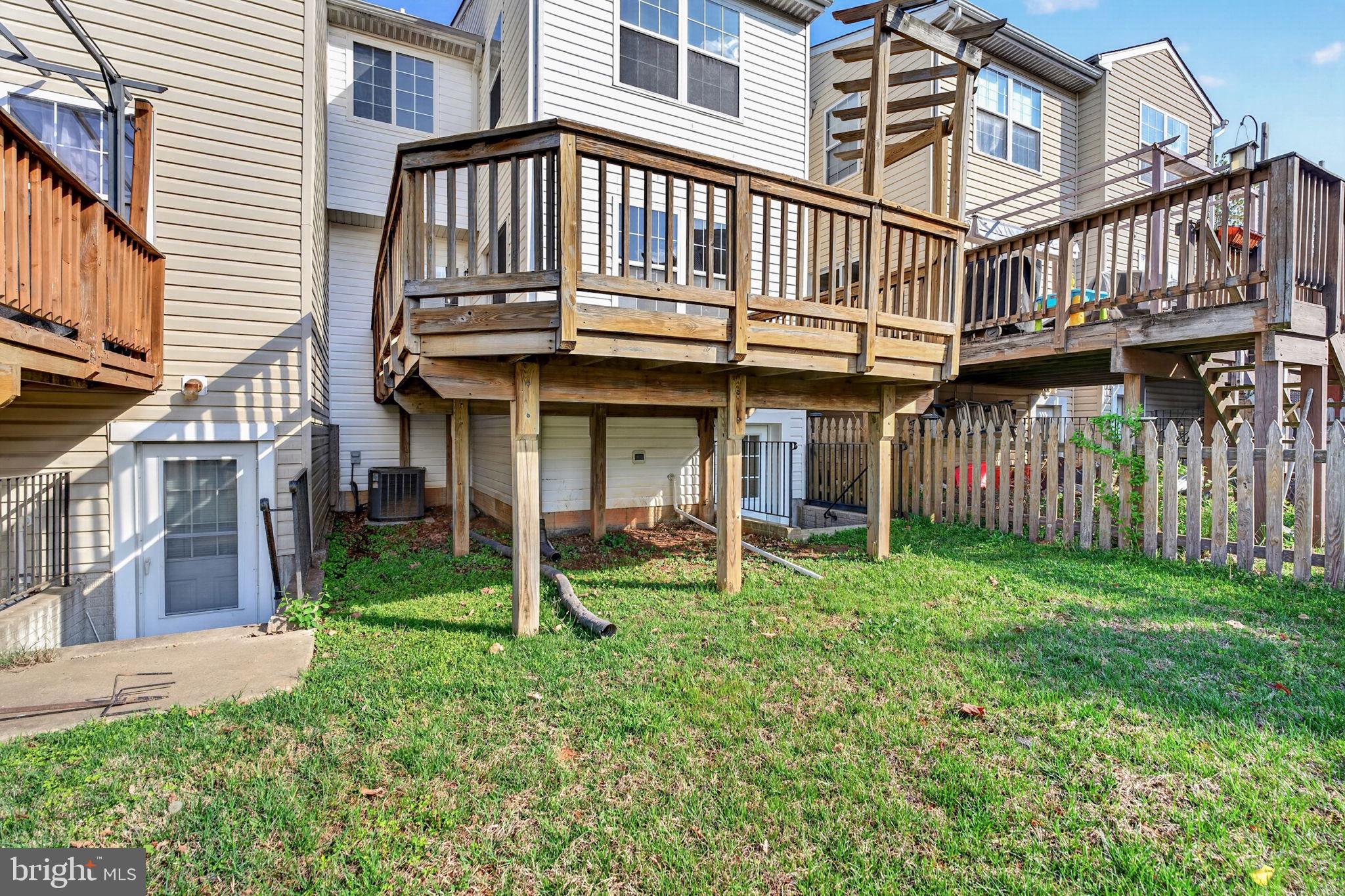 WINTERS RUN MANOR - Residential