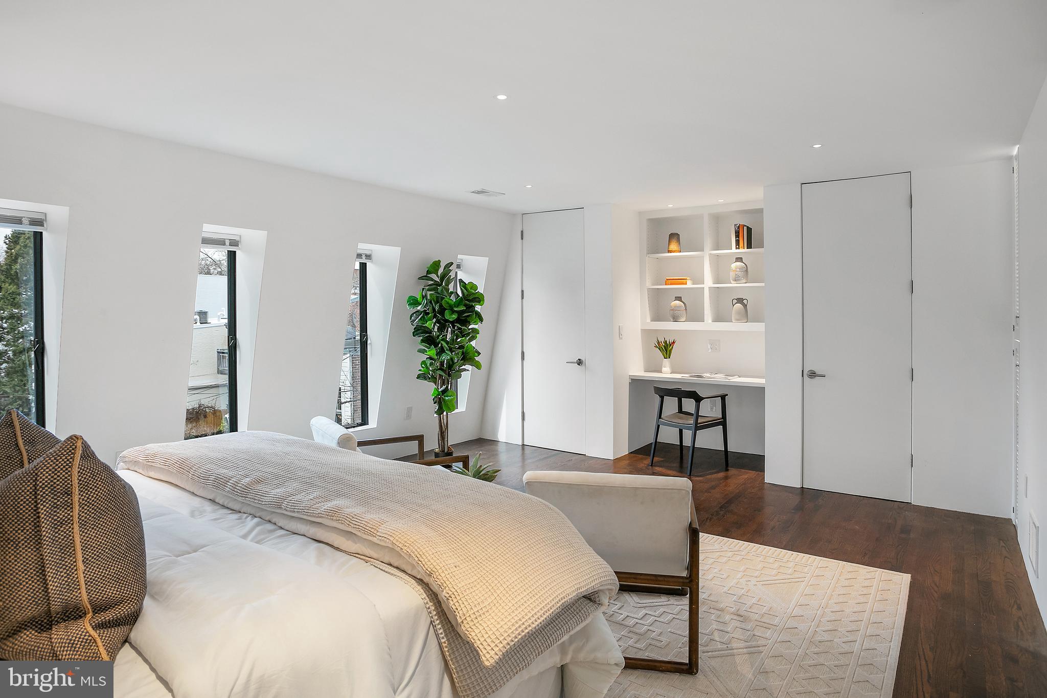 GEORGETOWN - Residential