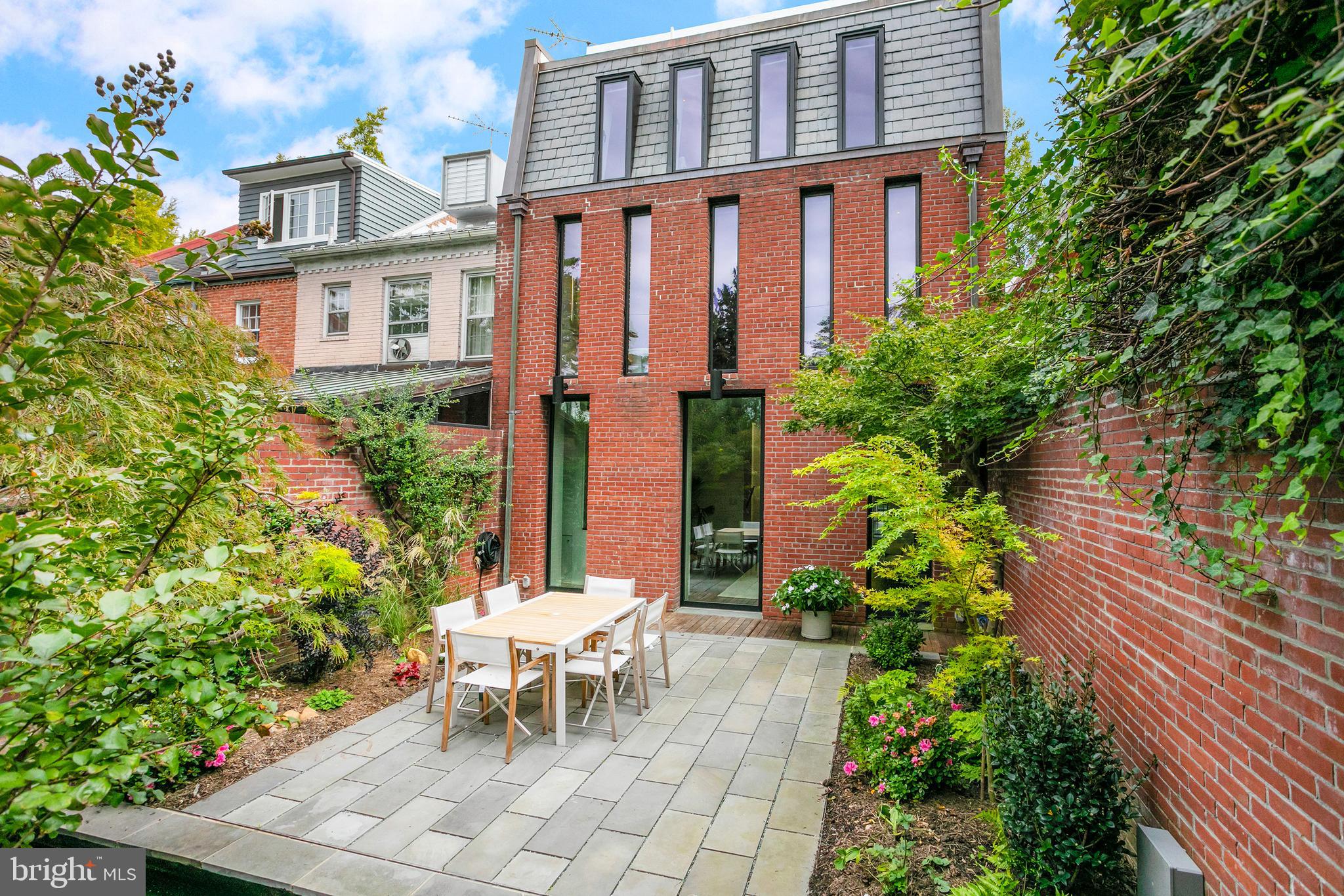 GEORGETOWN - Residential