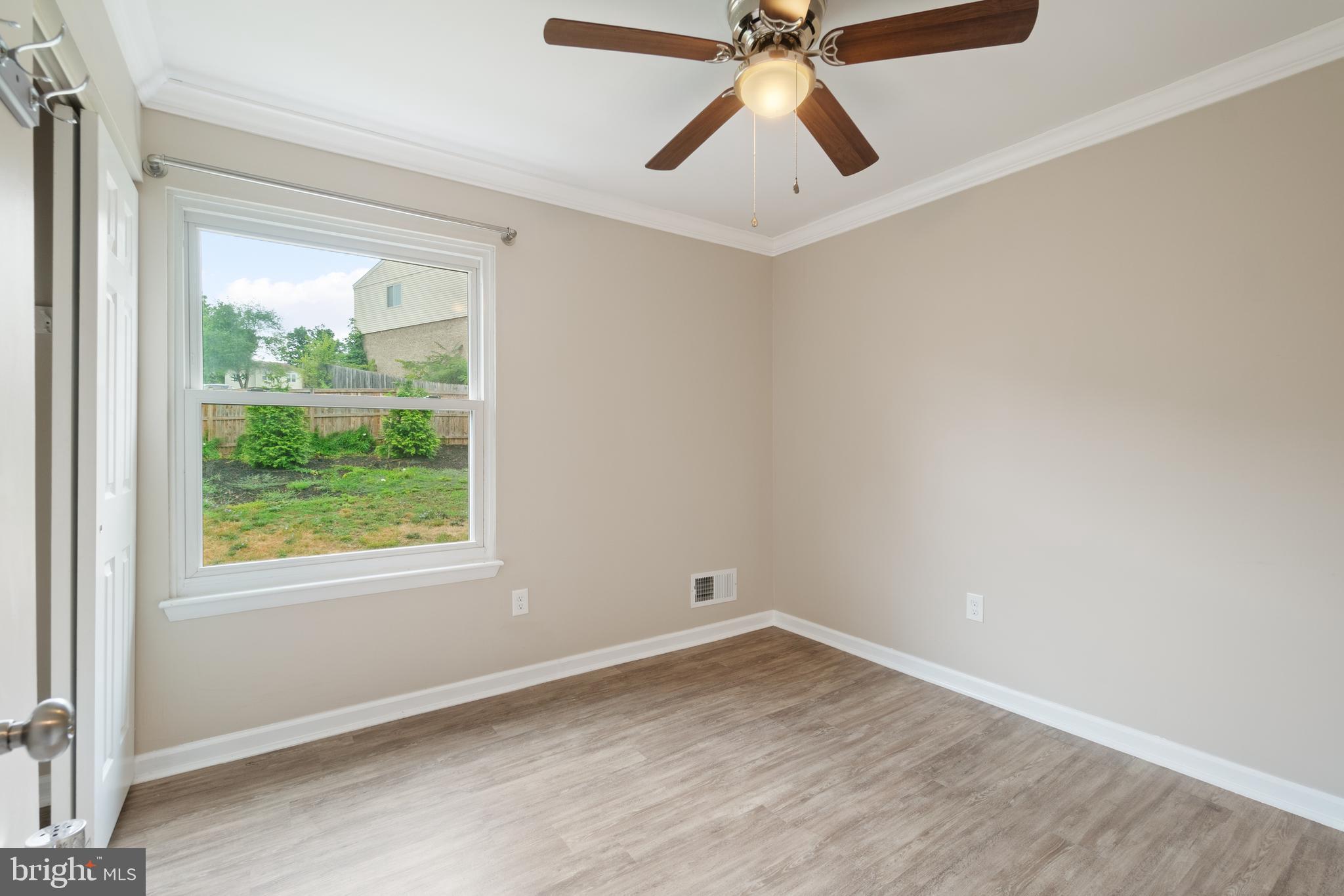 WALKERS VILLAGE - Residential