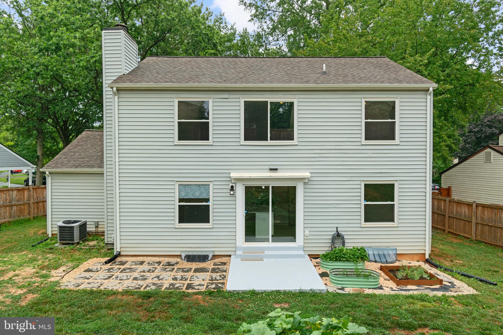 WALKERS VILLAGE - Residential