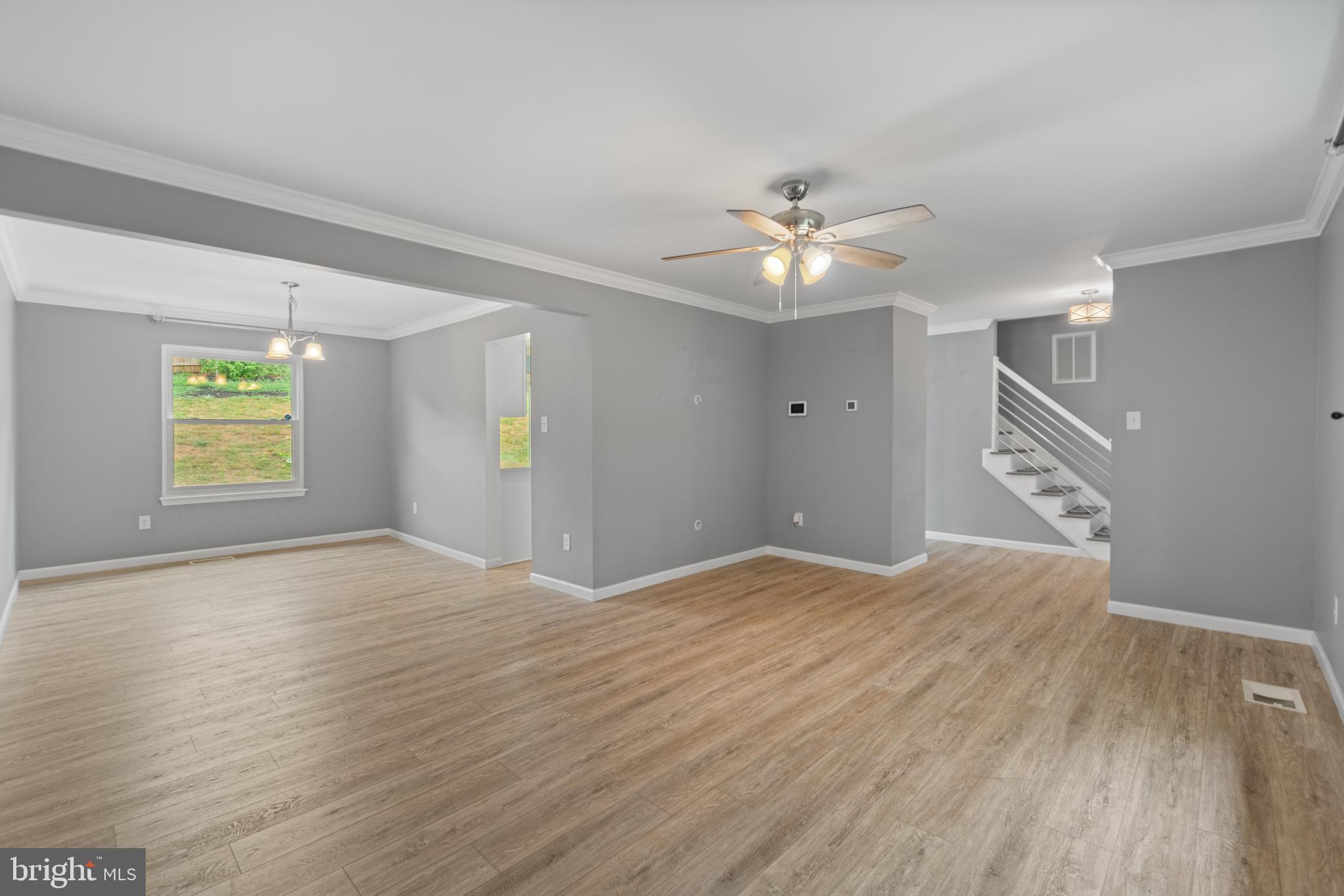 WALKERS VILLAGE - Residential