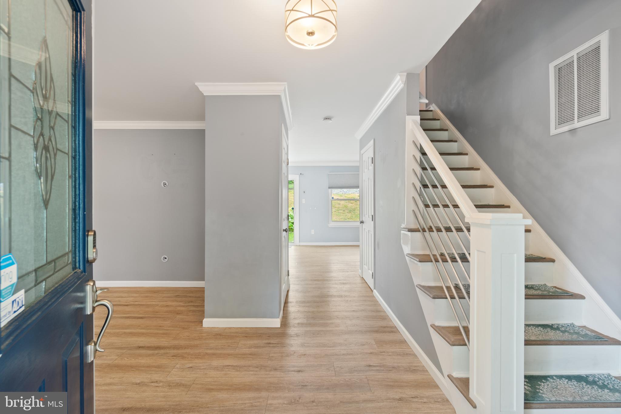 WALKERS VILLAGE - Residential