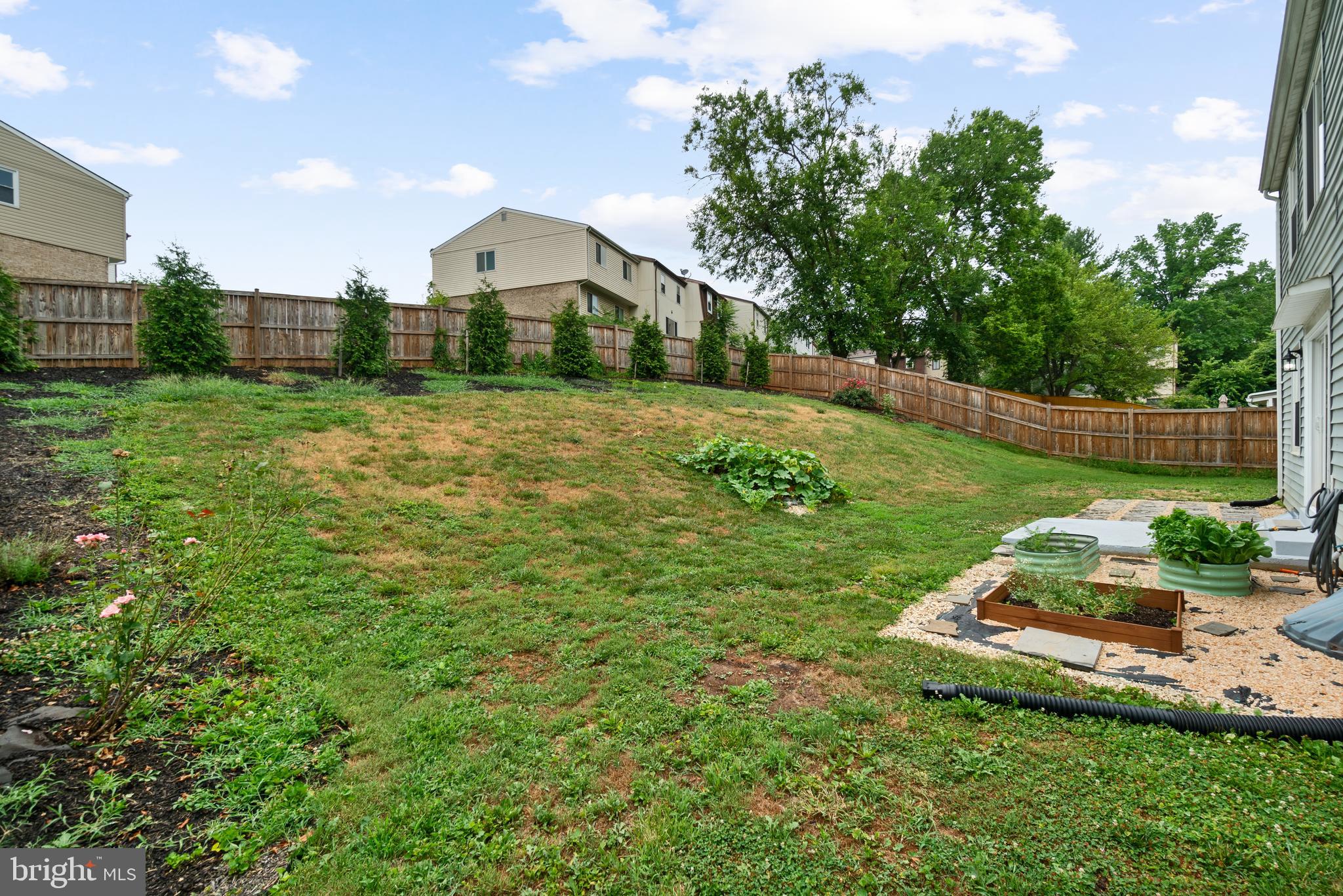 WALKERS VILLAGE - Residential