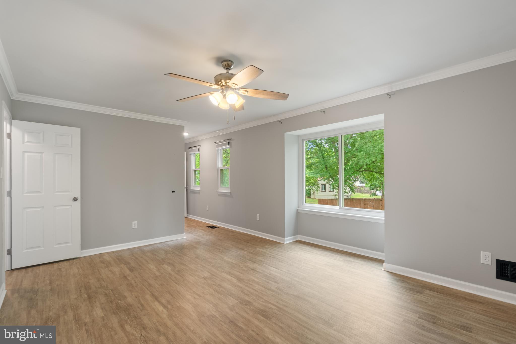 WALKERS VILLAGE - Residential