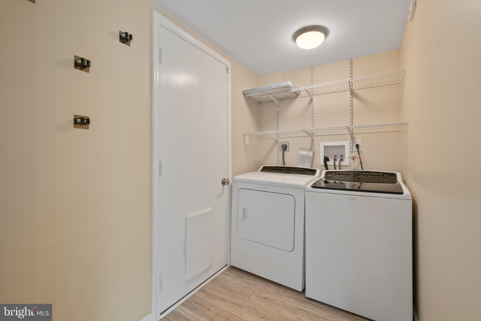 WALKERS VILLAGE - Residential