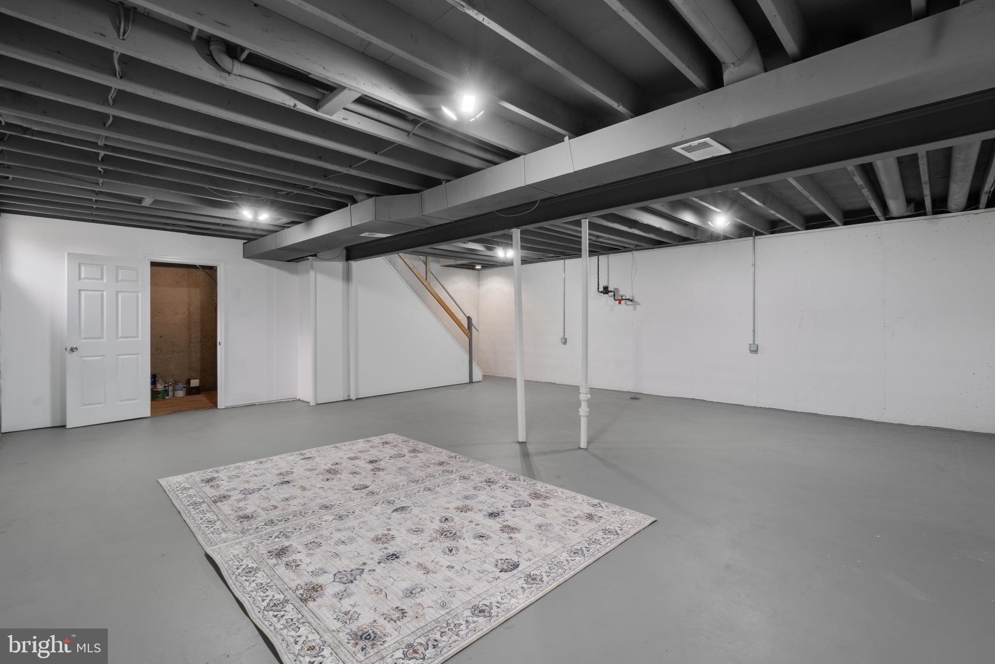 WALKERS VILLAGE - Residential