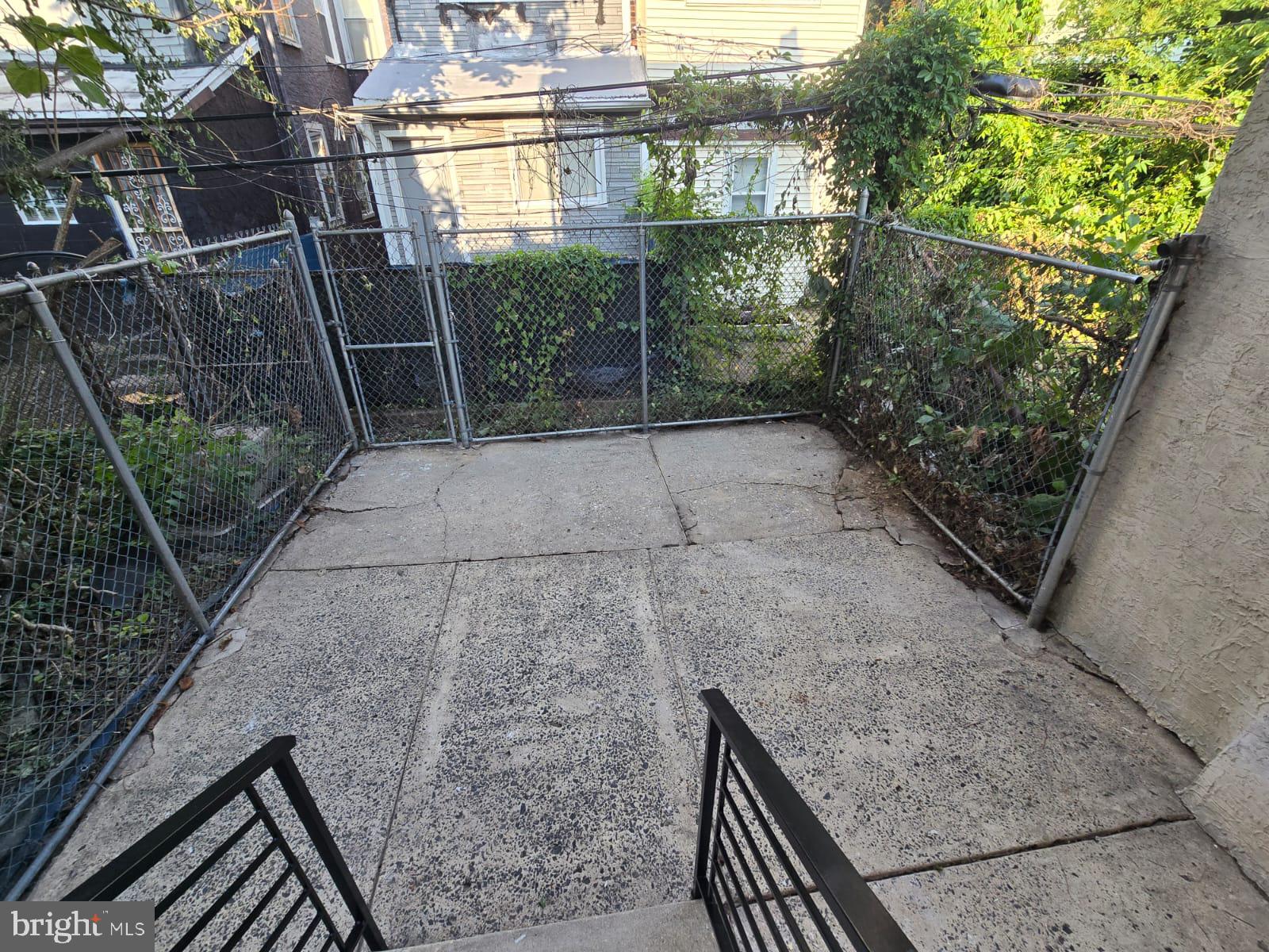 PHILADELPHIA (WEST) - Residential