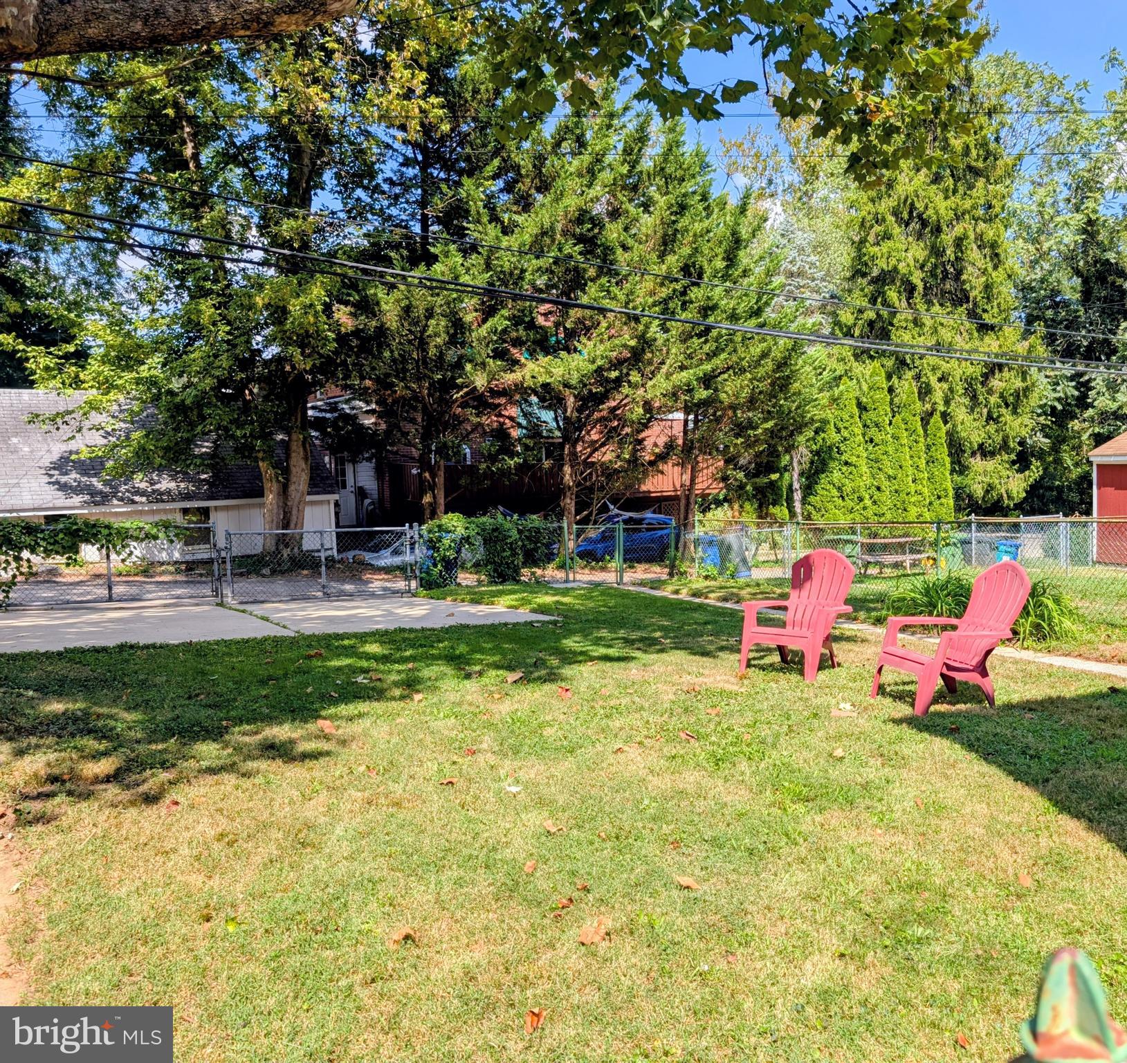 LAKE WALKER - Residential