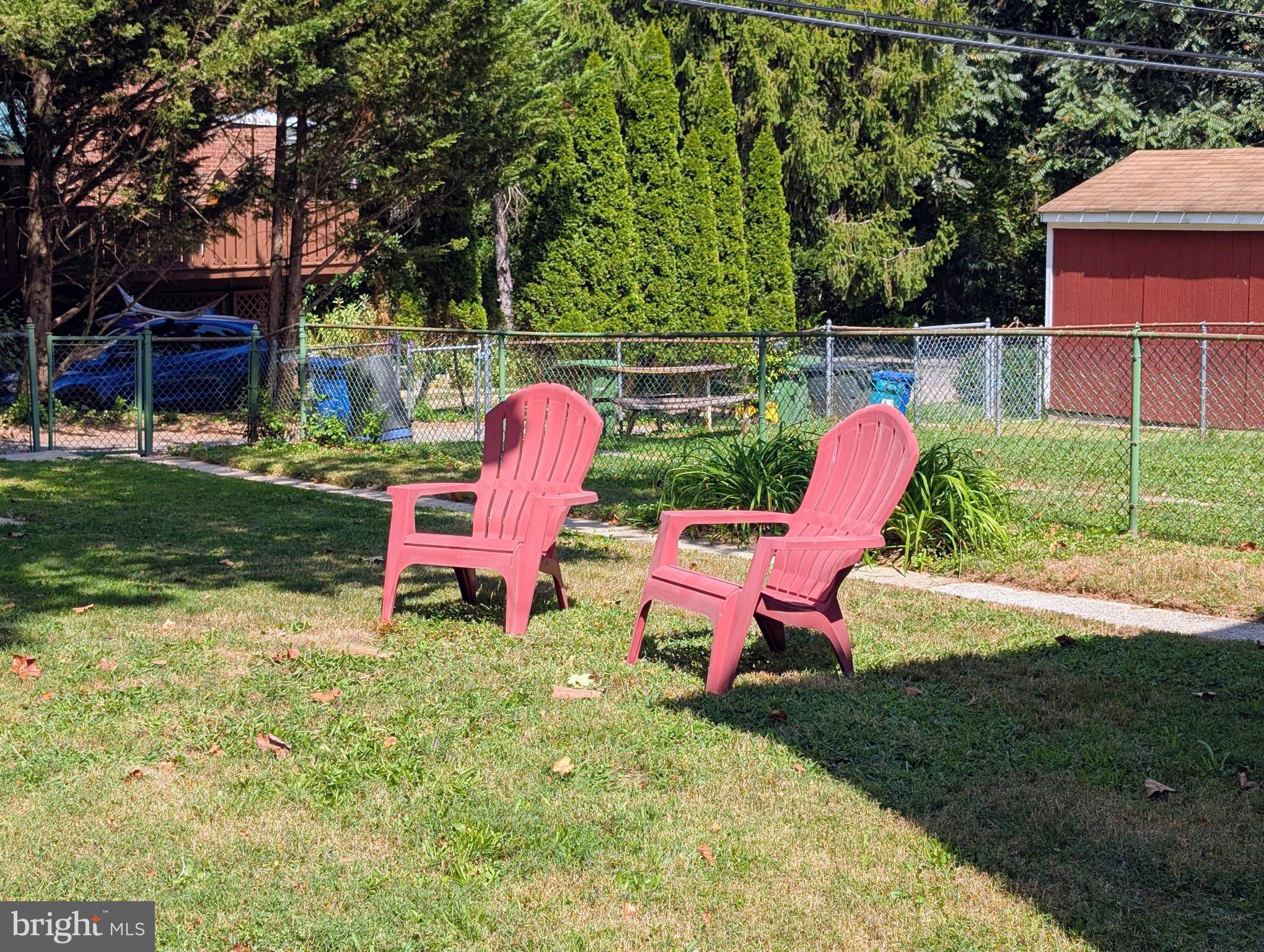 LAKE WALKER - Residential