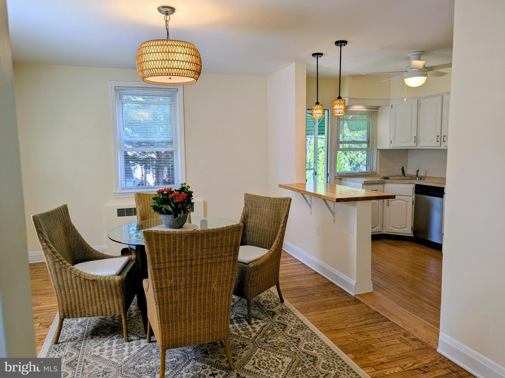 LAKE WALKER - Residential