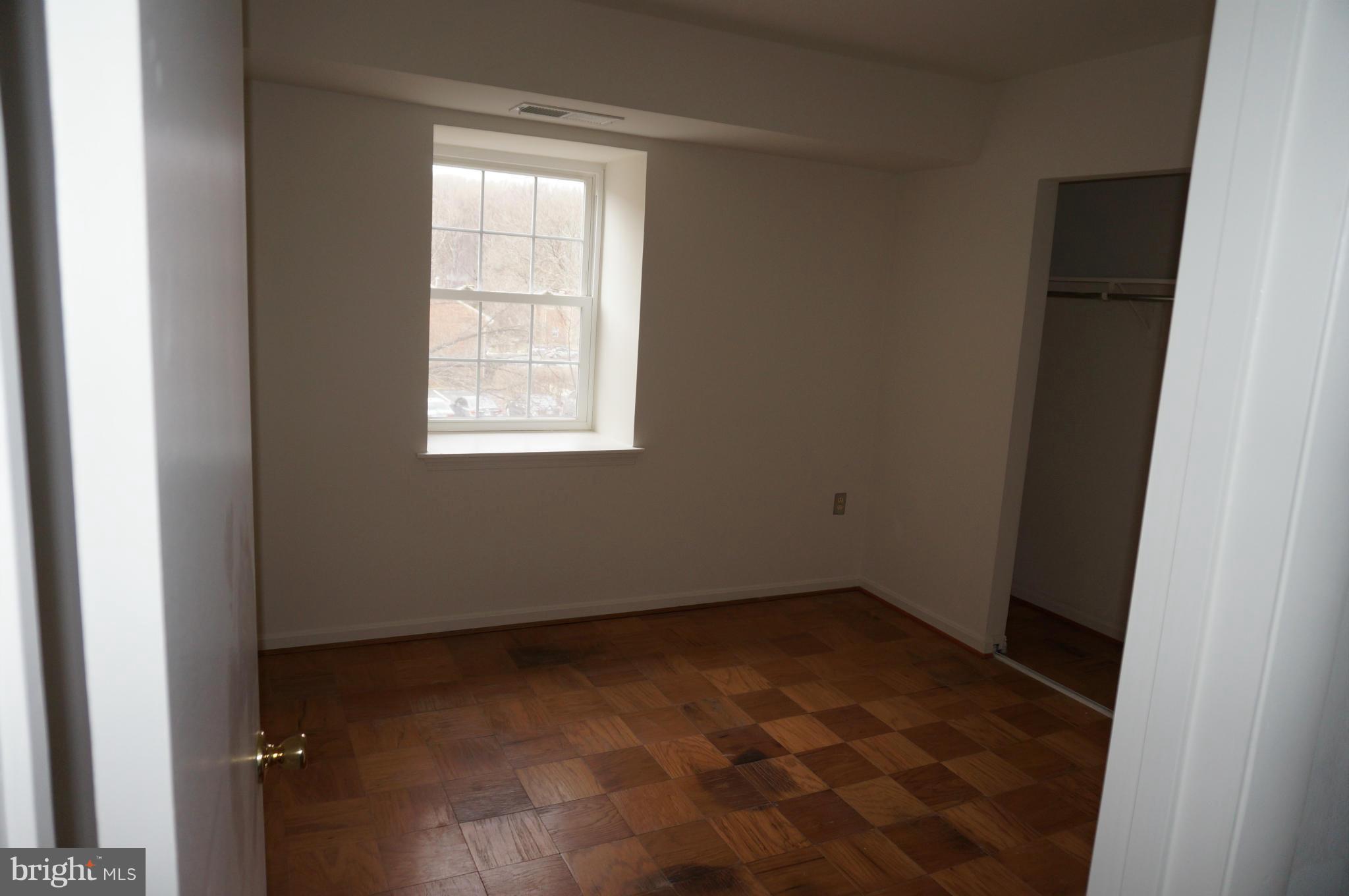 PLYMOUTH GARDENS - Residential