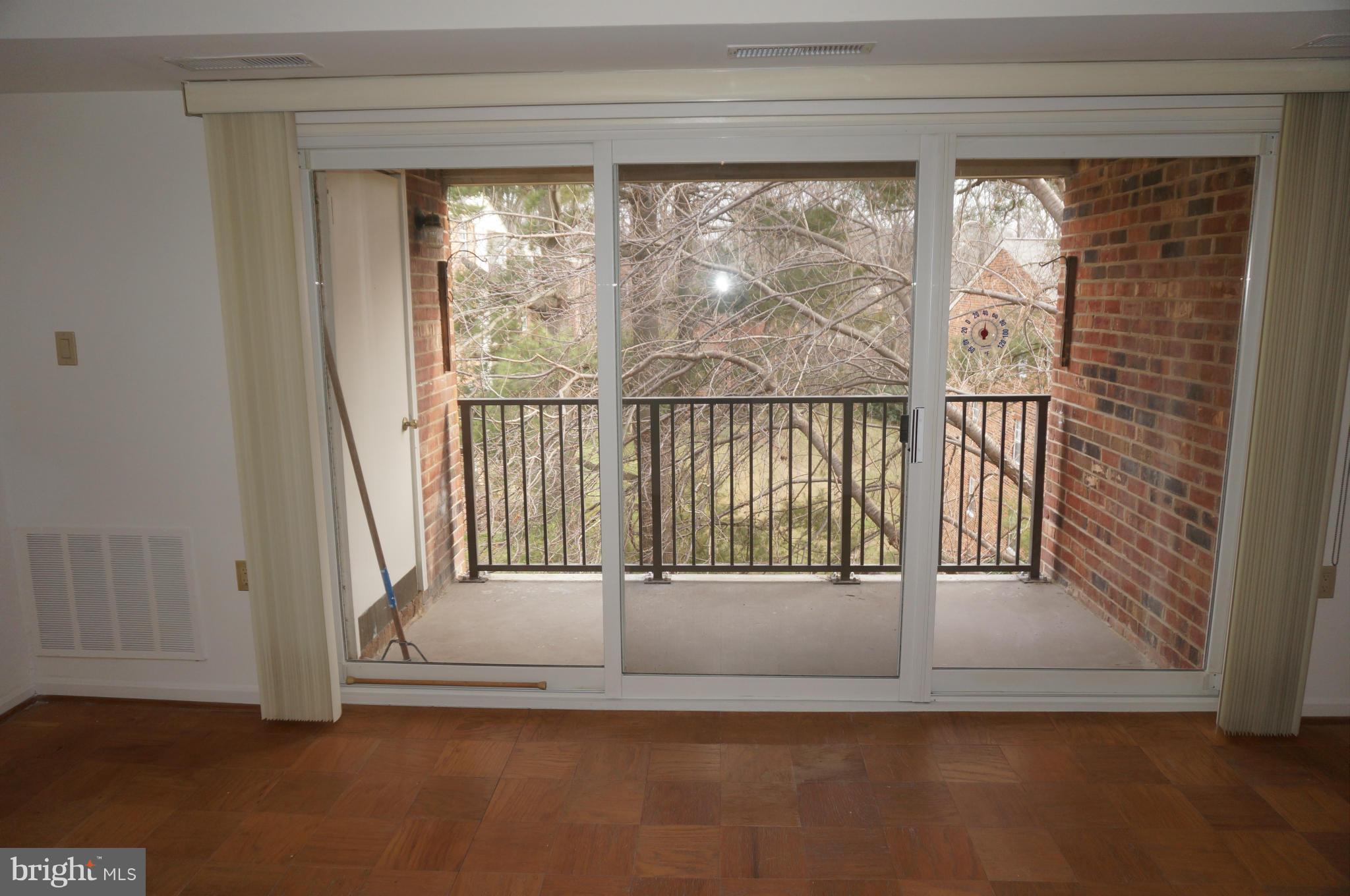 PLYMOUTH GARDENS - Residential