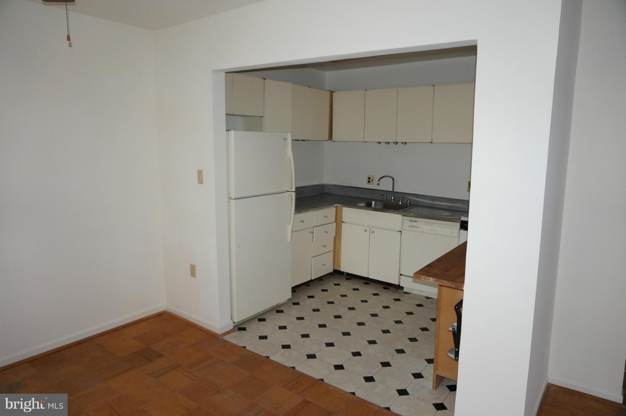 PLYMOUTH GARDENS - Residential