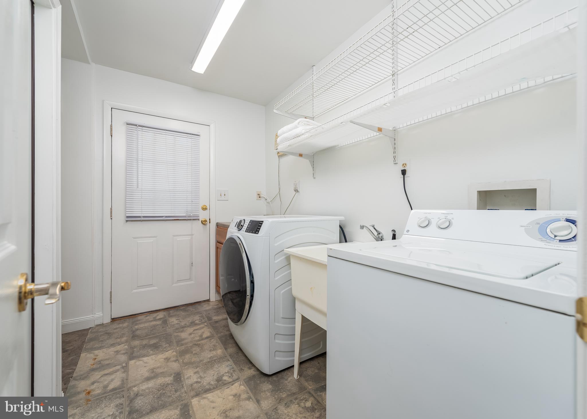 RIVERDALE PARK - Residential