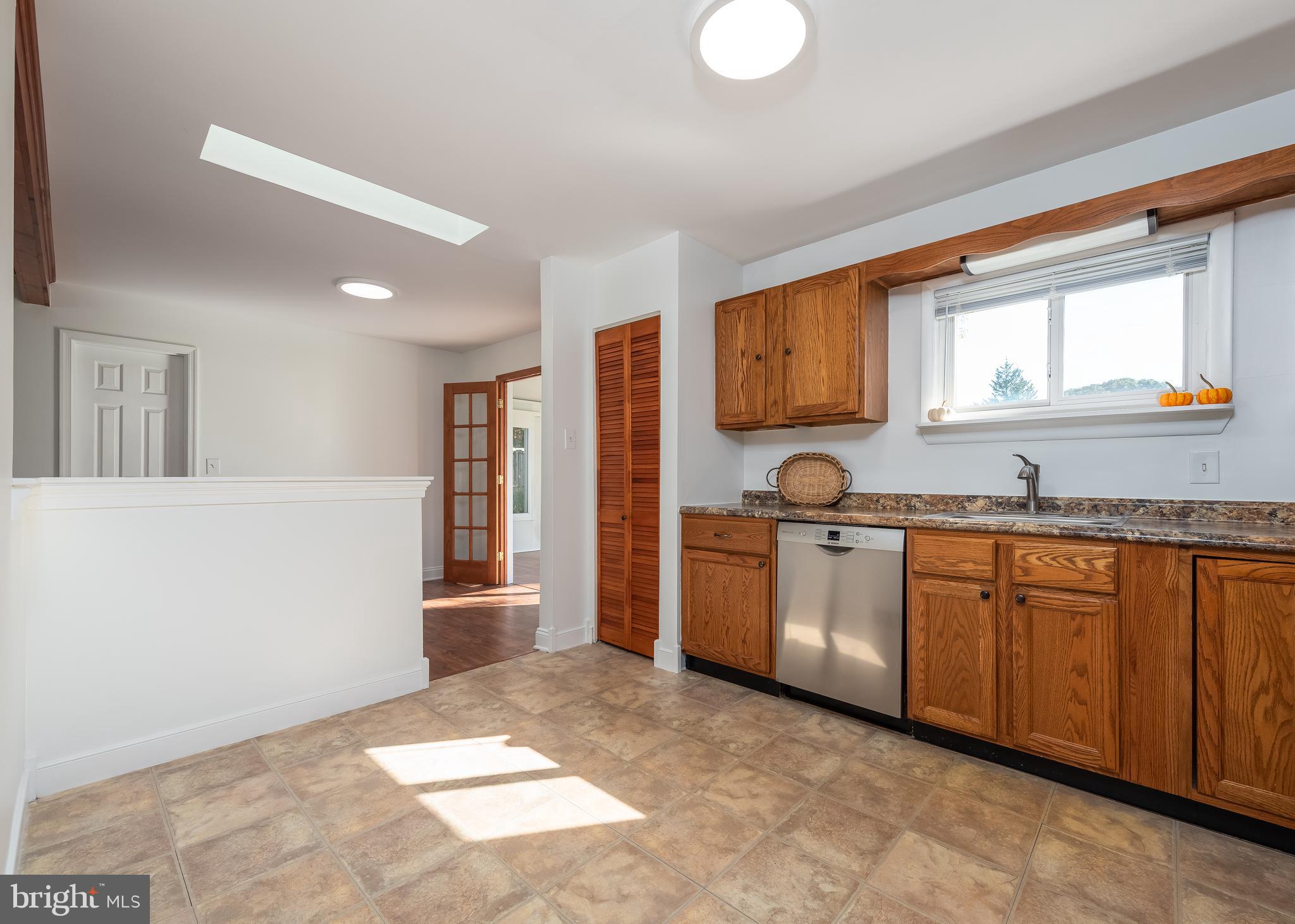 RIVERDALE PARK - Residential