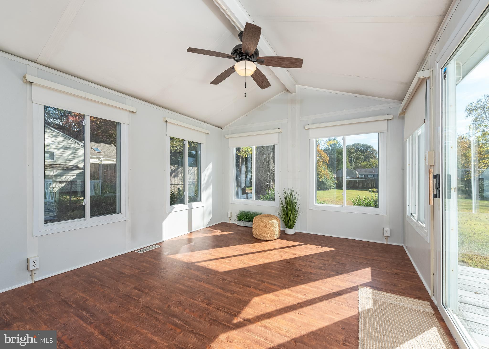 RIVERDALE PARK - Residential