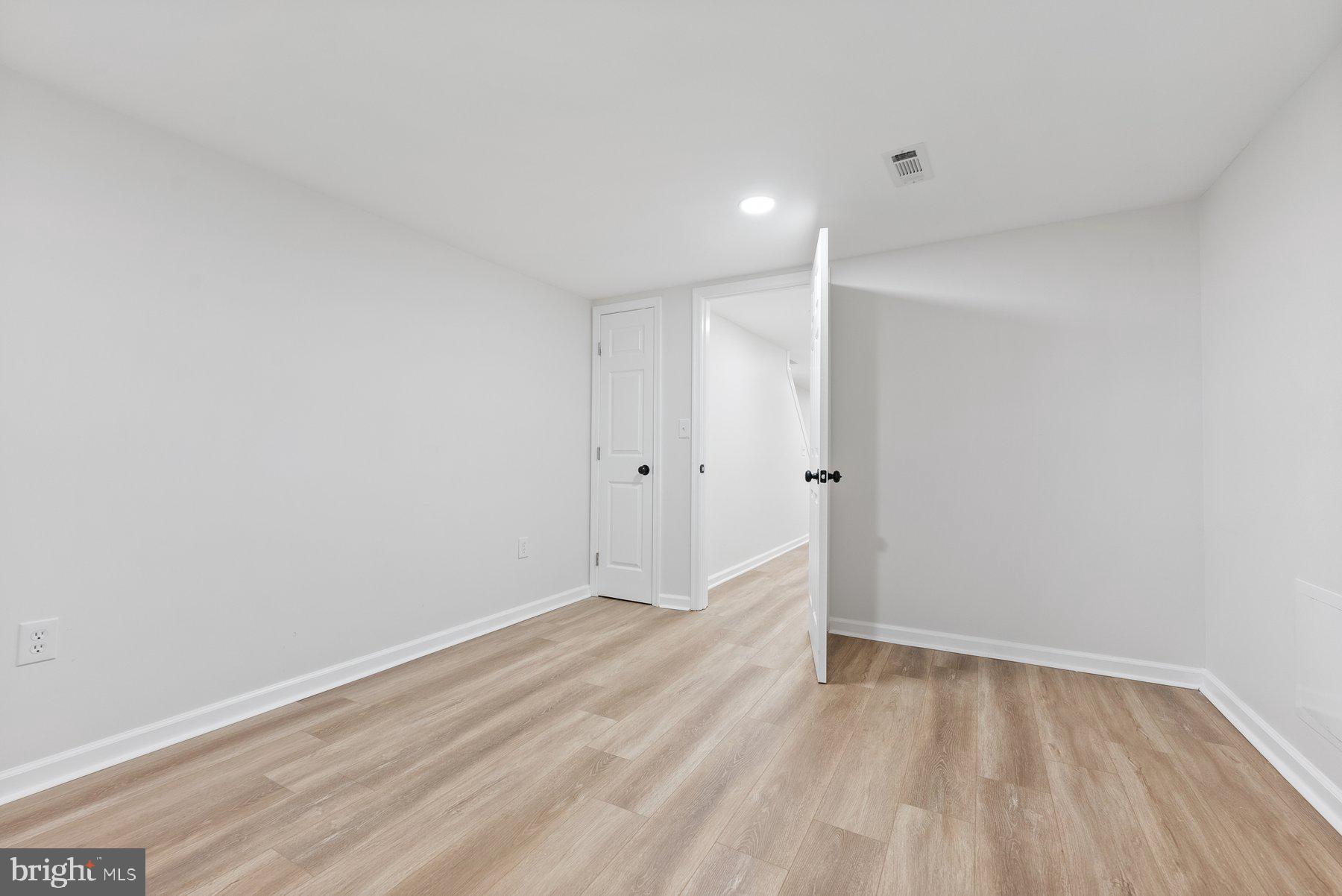 MILTON-MONTFORD - Residential