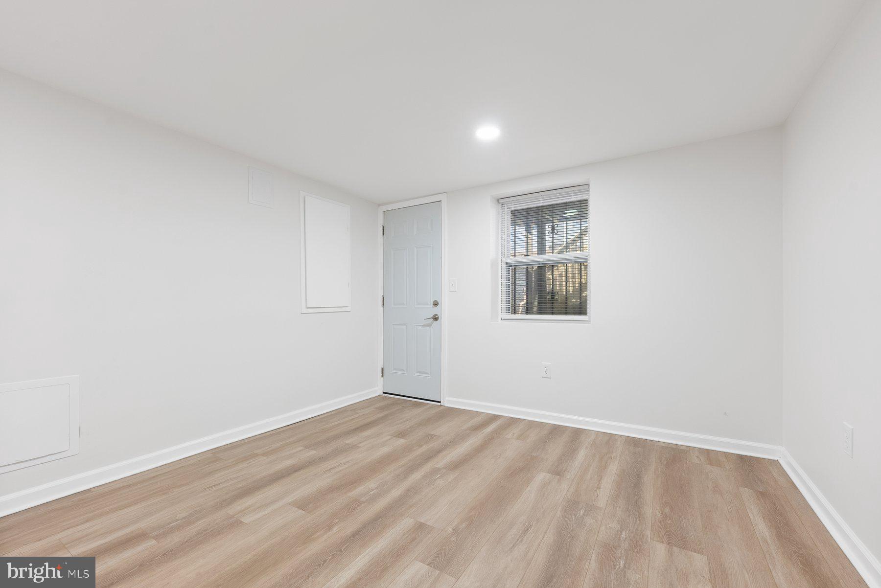 MILTON-MONTFORD - Residential