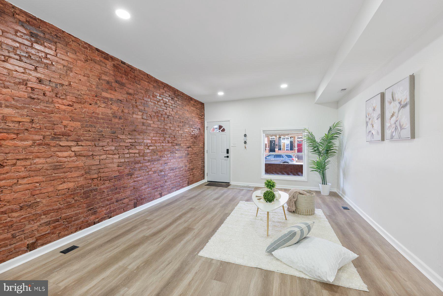 MILTON-MONTFORD - Residential