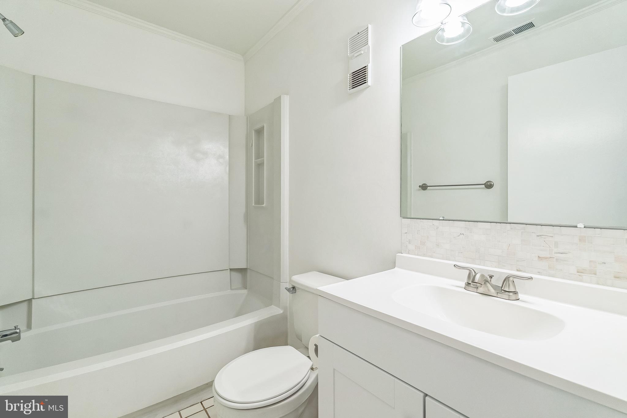 WOOD HOLLOW - Residential