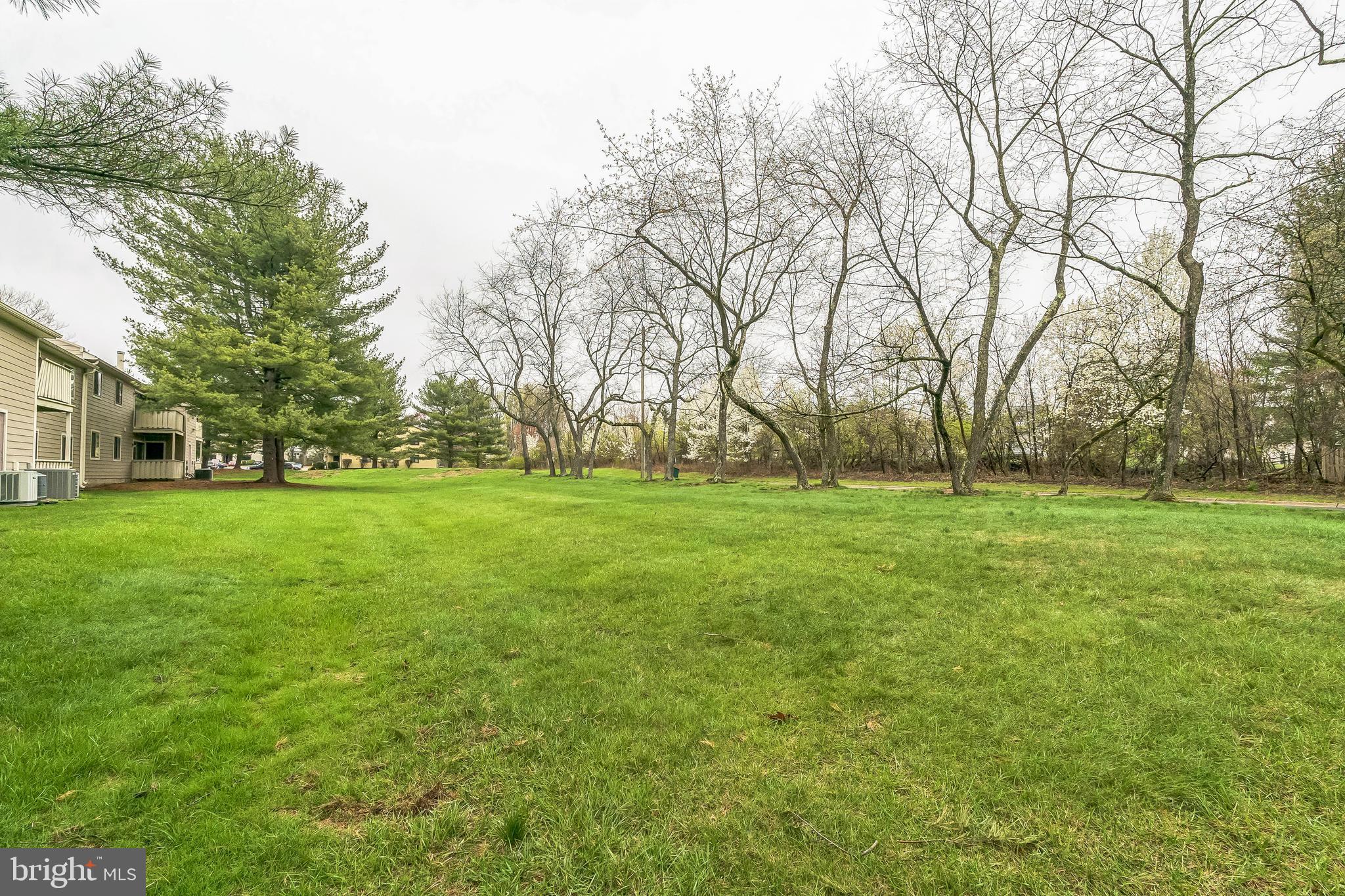 WOOD HOLLOW - Residential