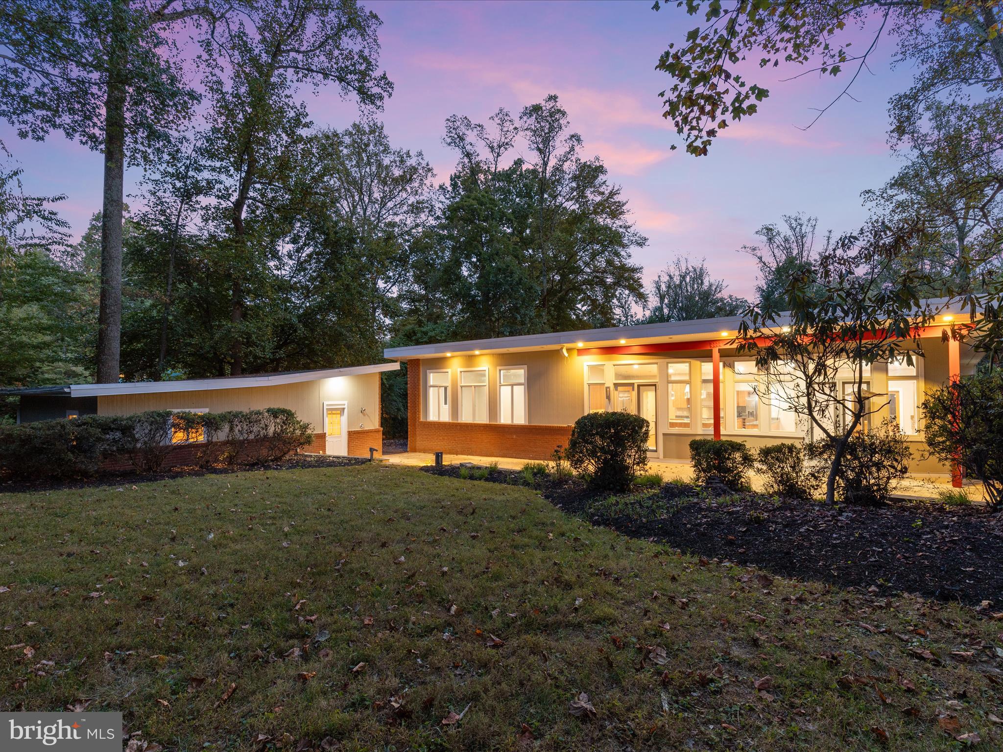 6420 CROSSWOODS DRIVE