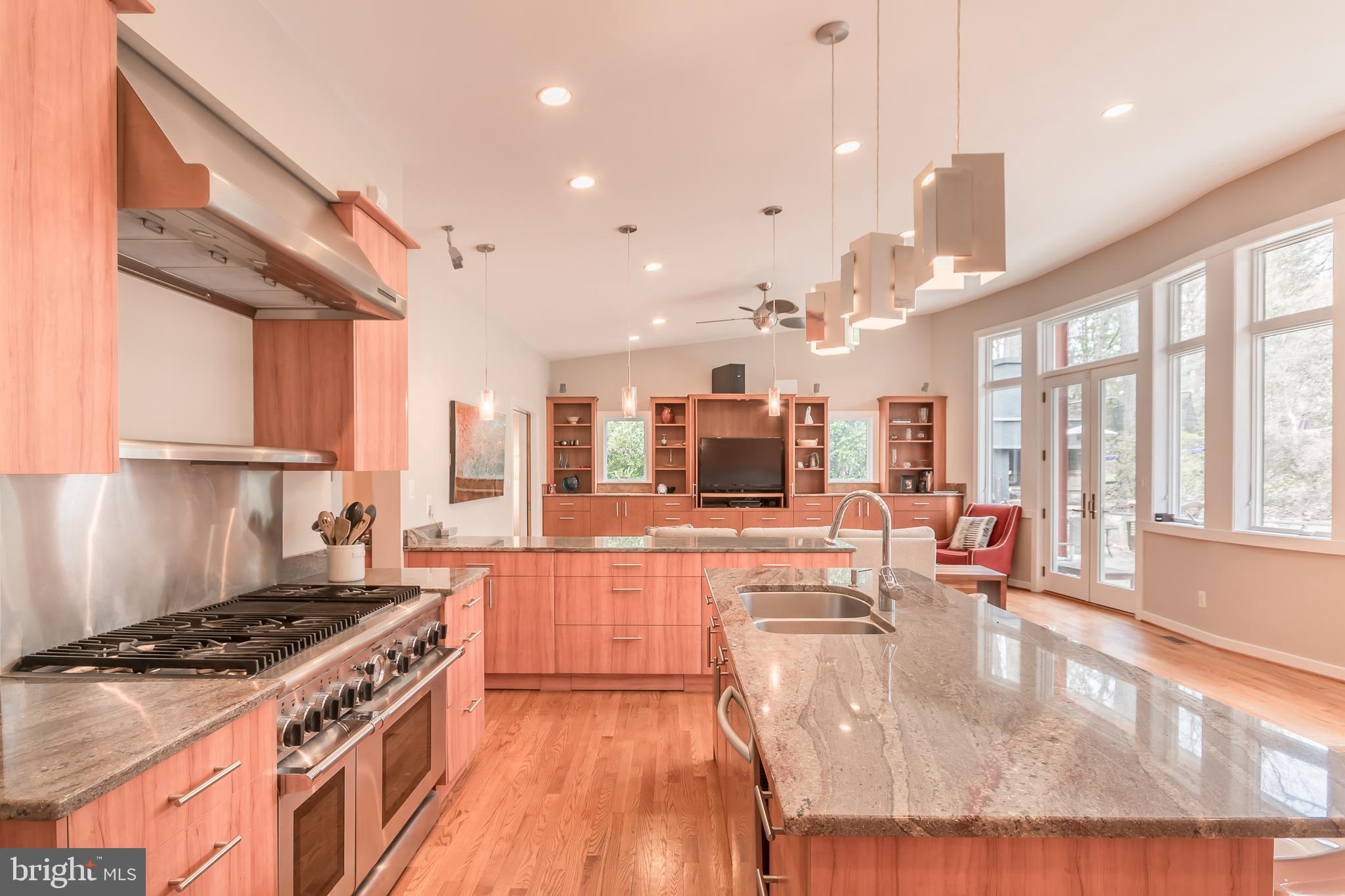 6420 CROSSWOODS DRIVE