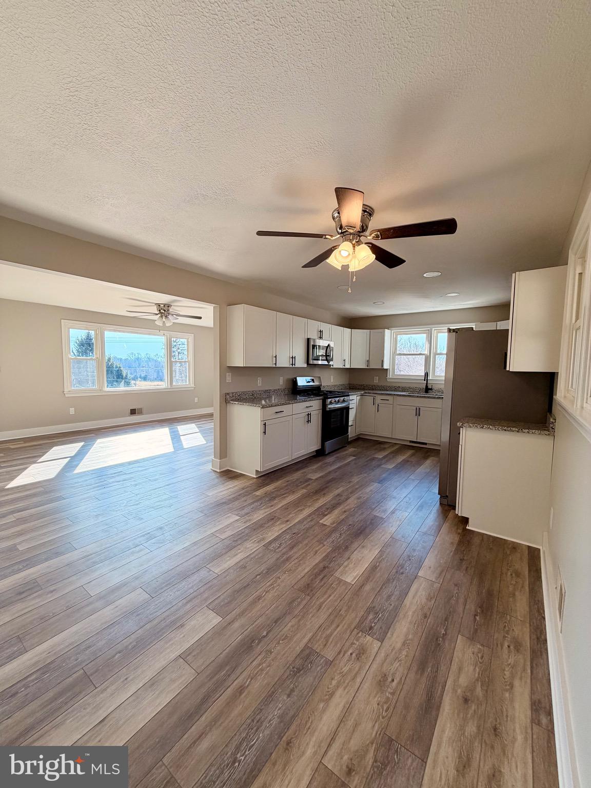 FOLTZ STORE - Residential